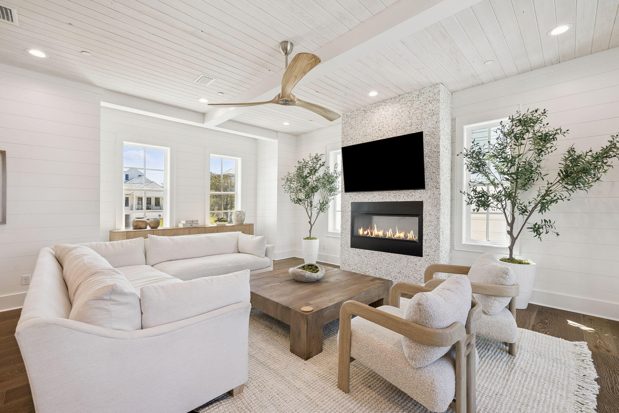 GULF SHORE MANOR - Residential