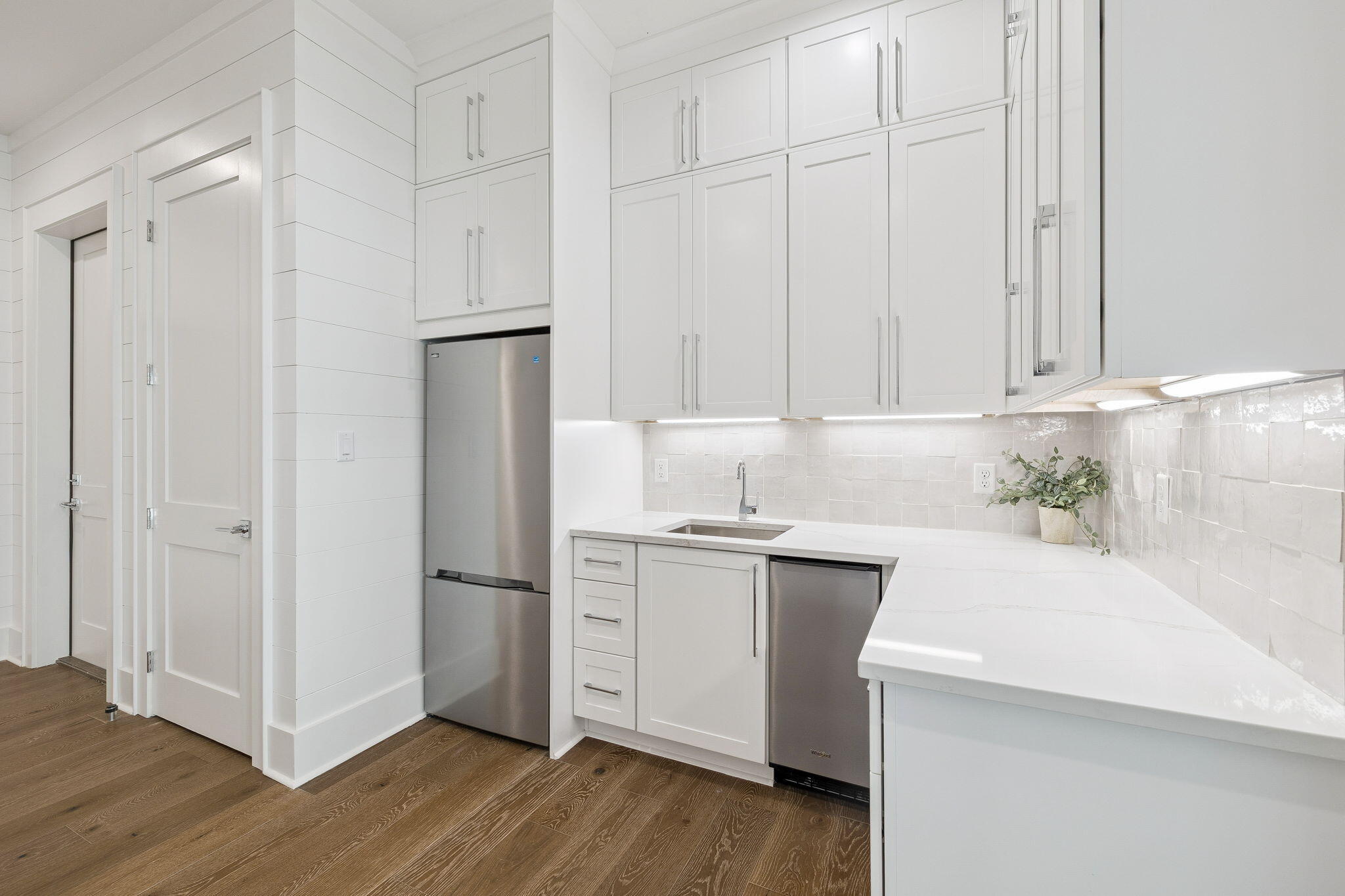 GULF SHORE MANOR - Residential