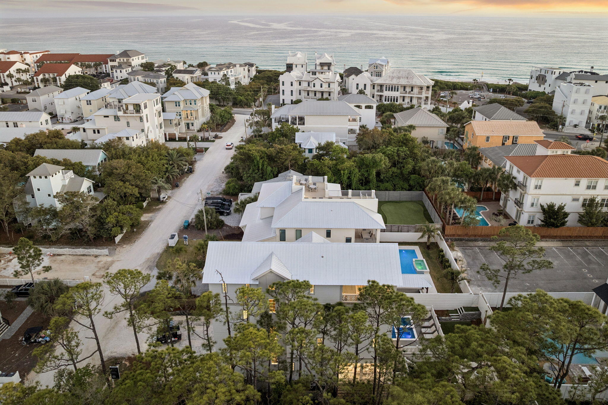 GULF SHORE MANOR - Residential