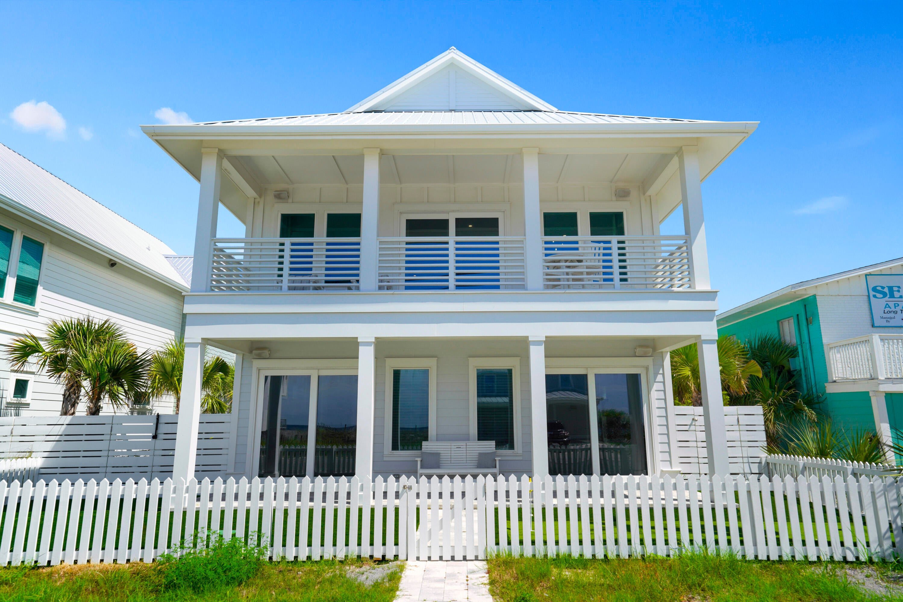LULLWATER BEACH - Residential