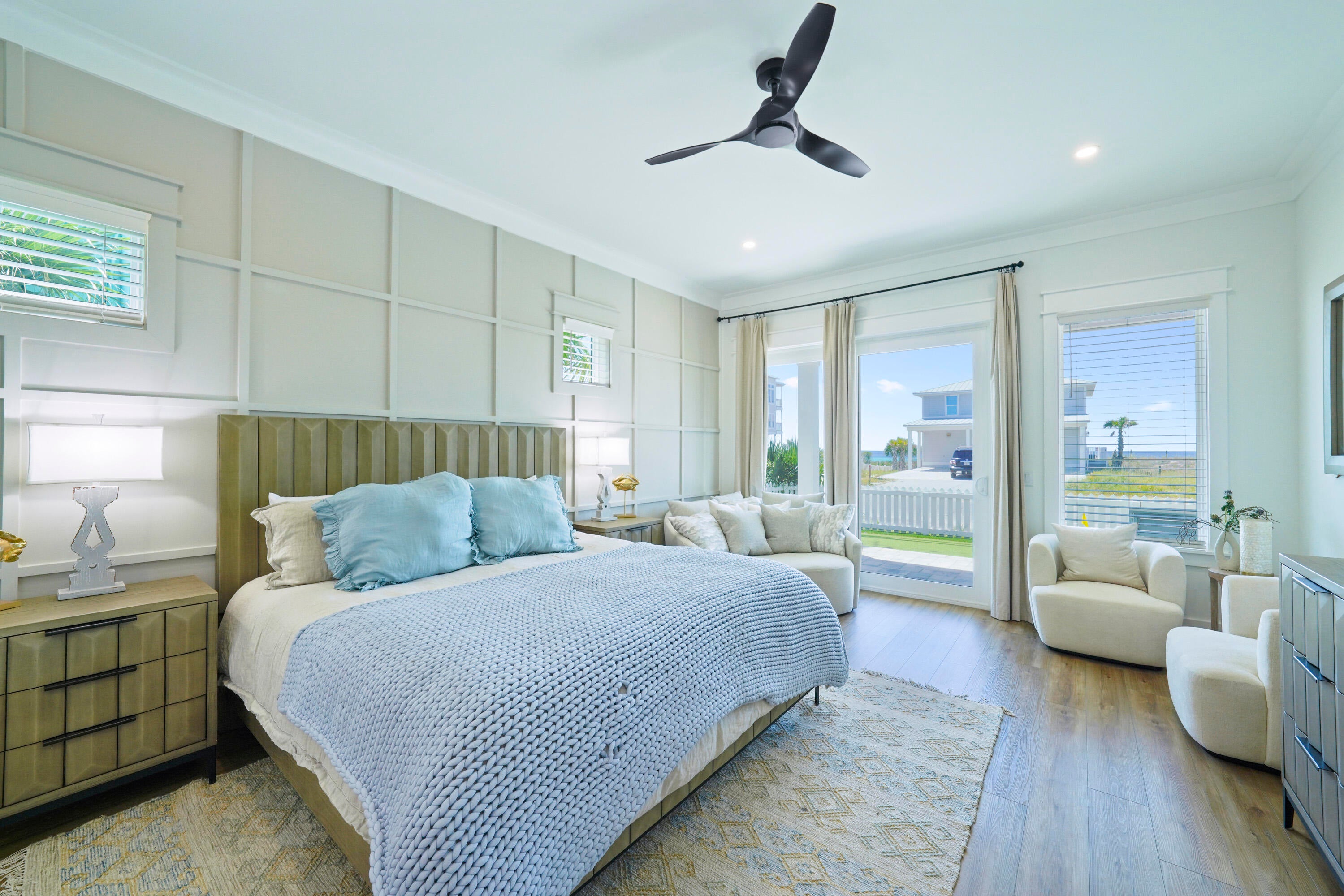 LULLWATER BEACH - Residential