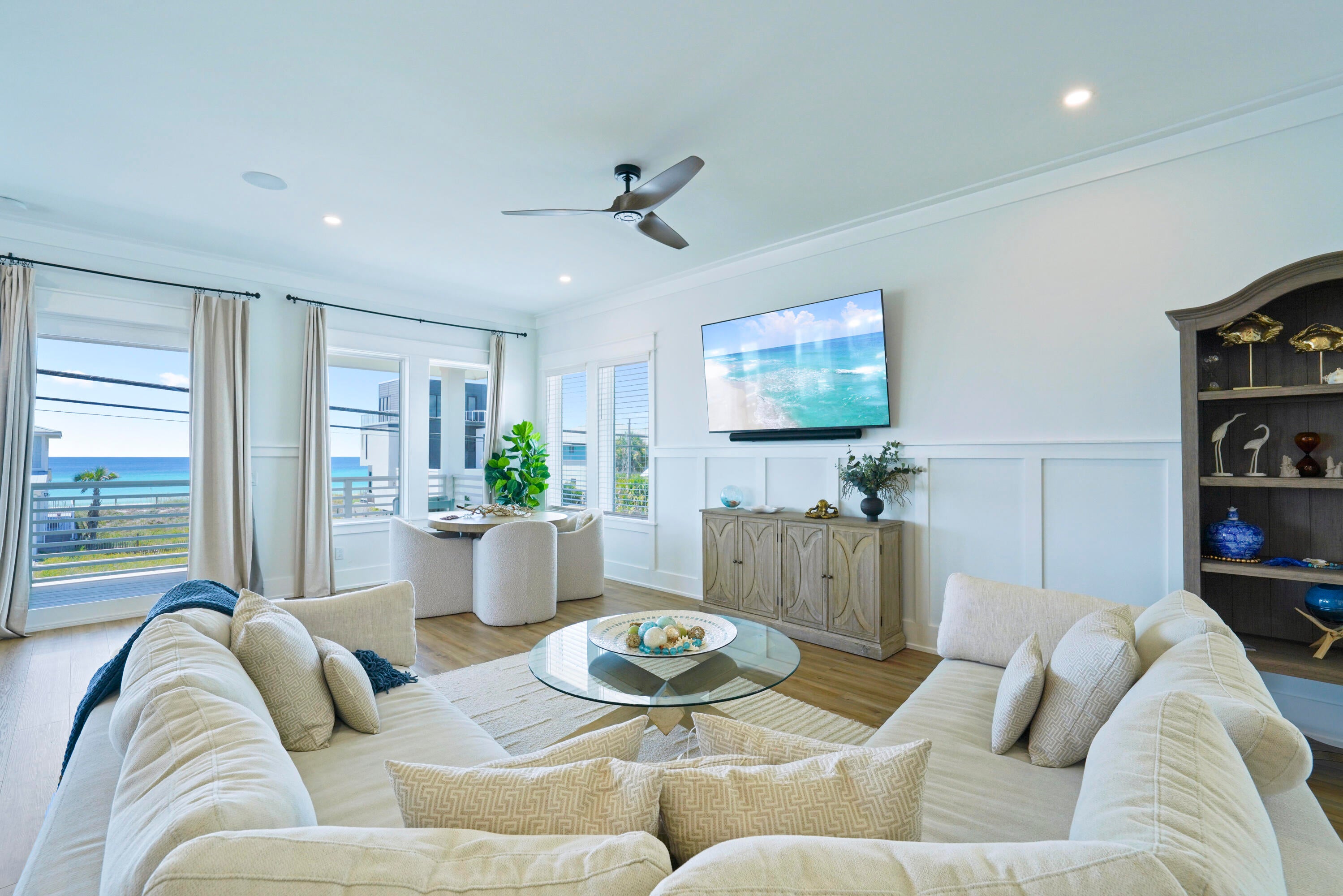 LULLWATER BEACH - Residential