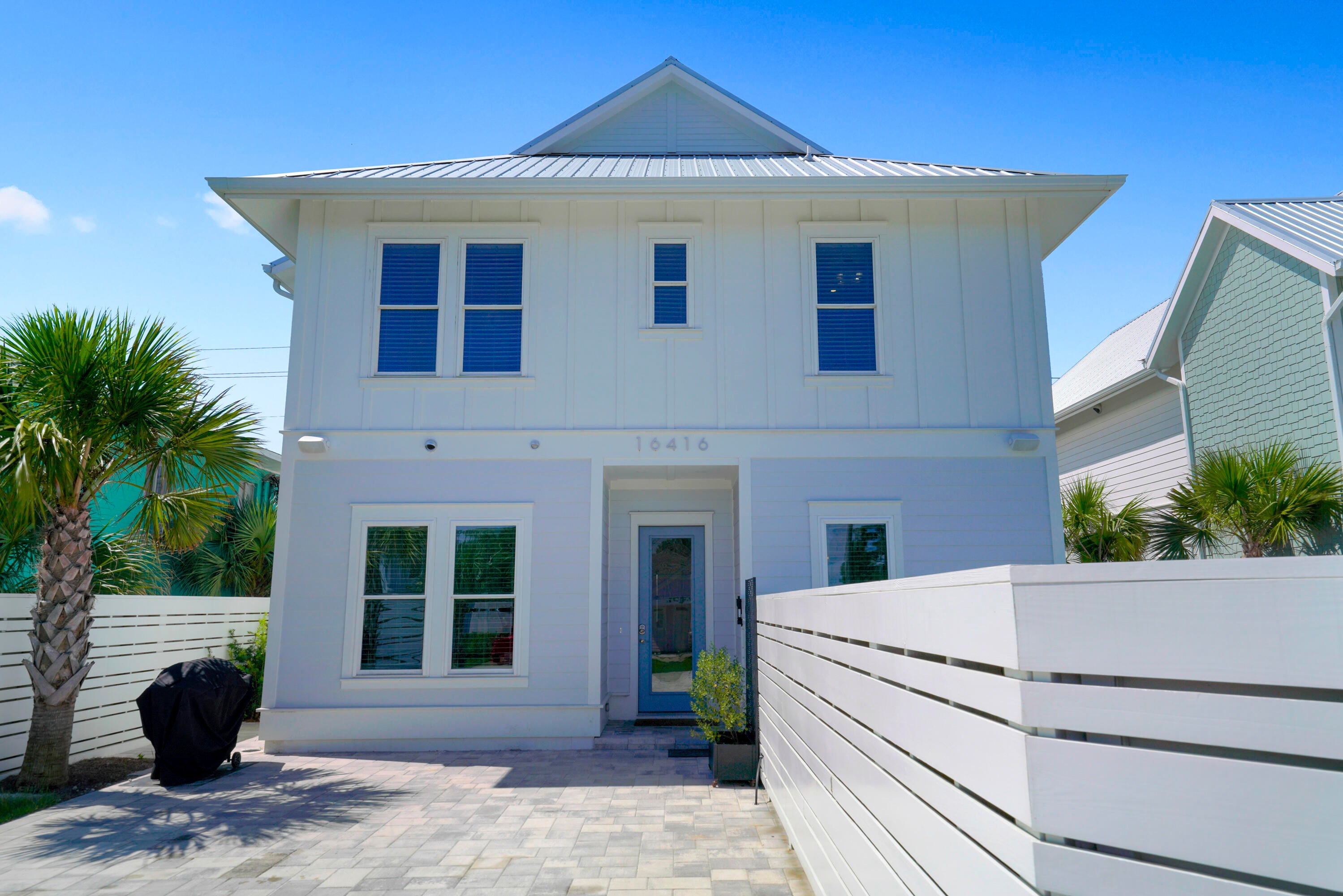 LULLWATER BEACH - Residential