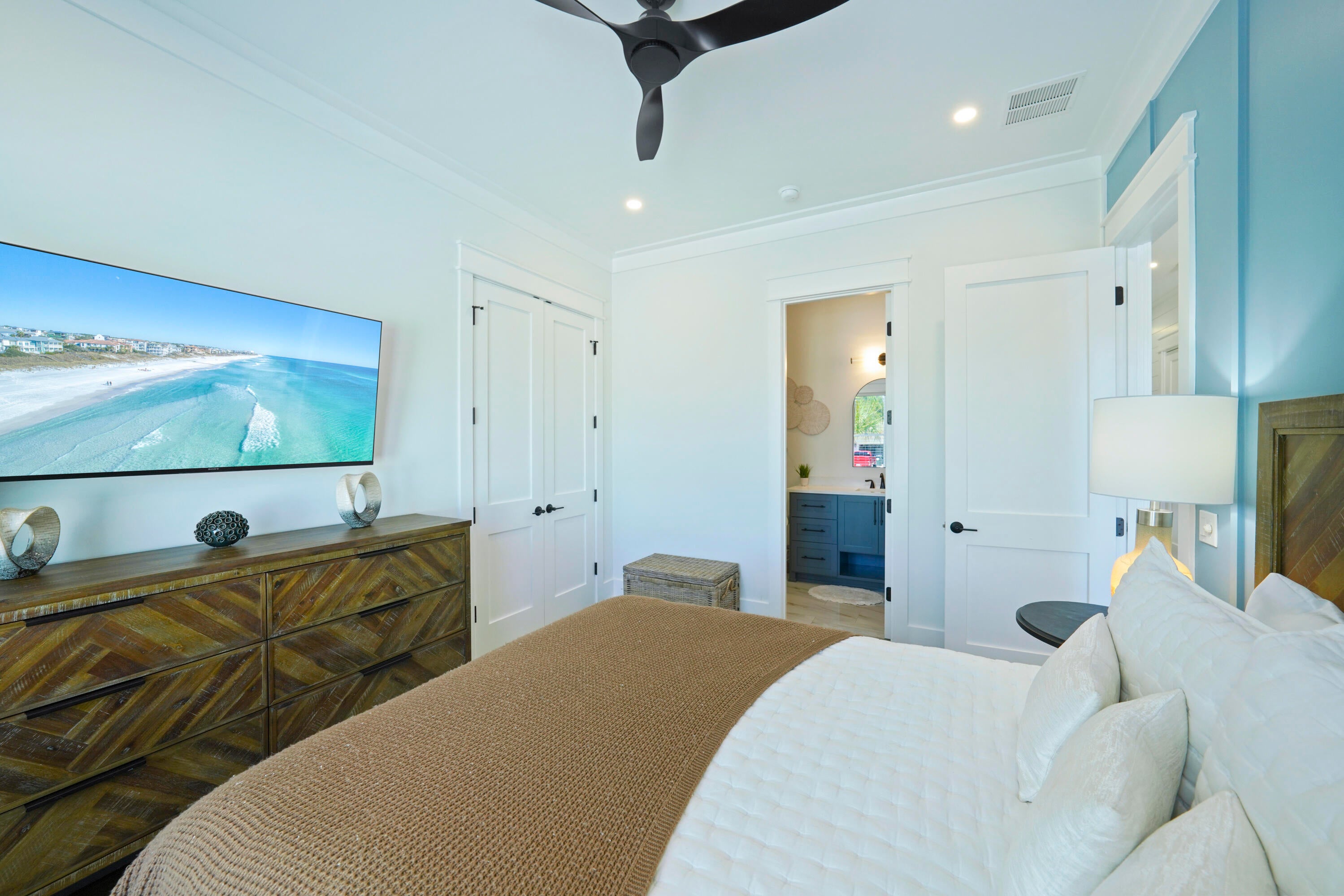 LULLWATER BEACH - Residential
