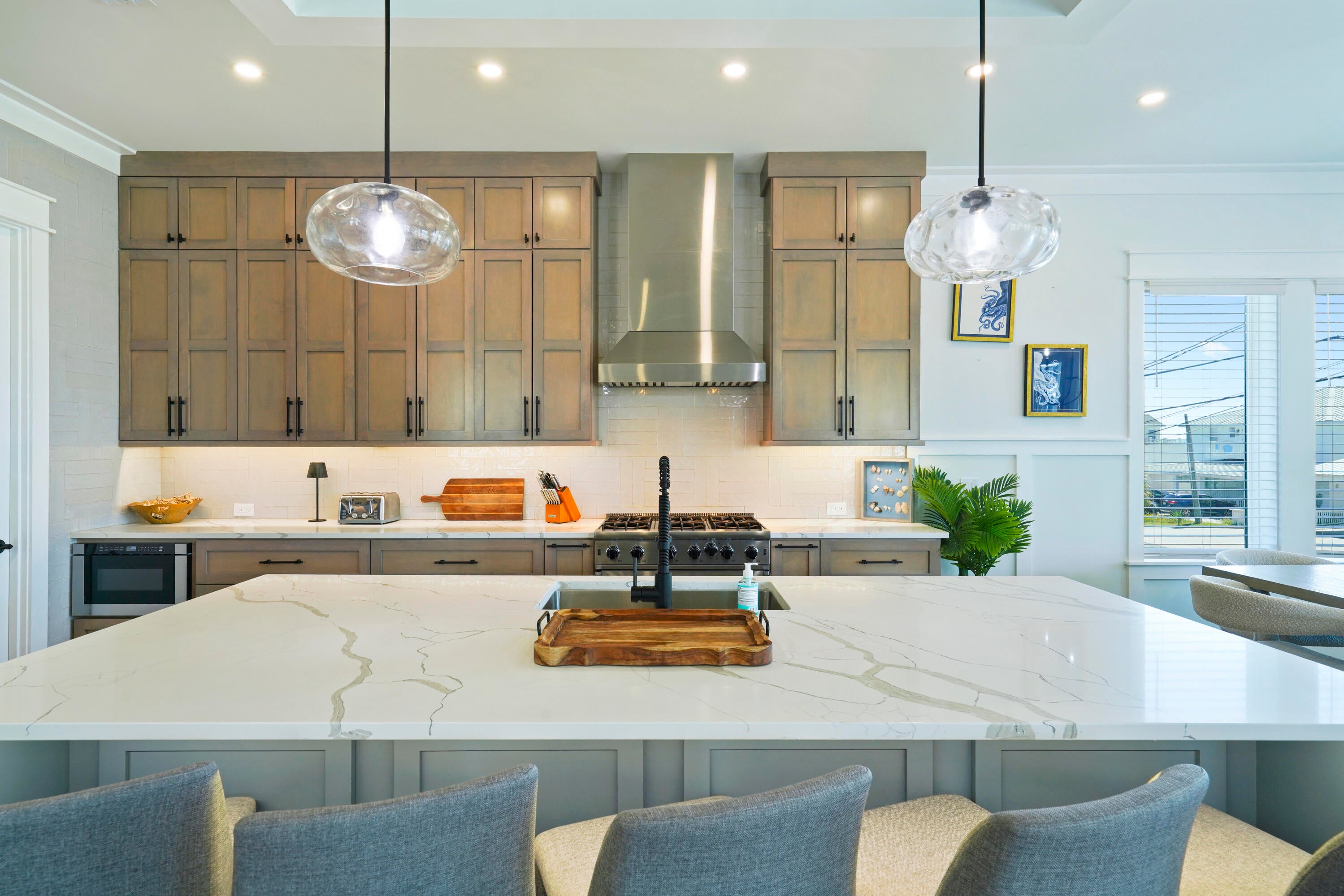 LULLWATER BEACH - Residential