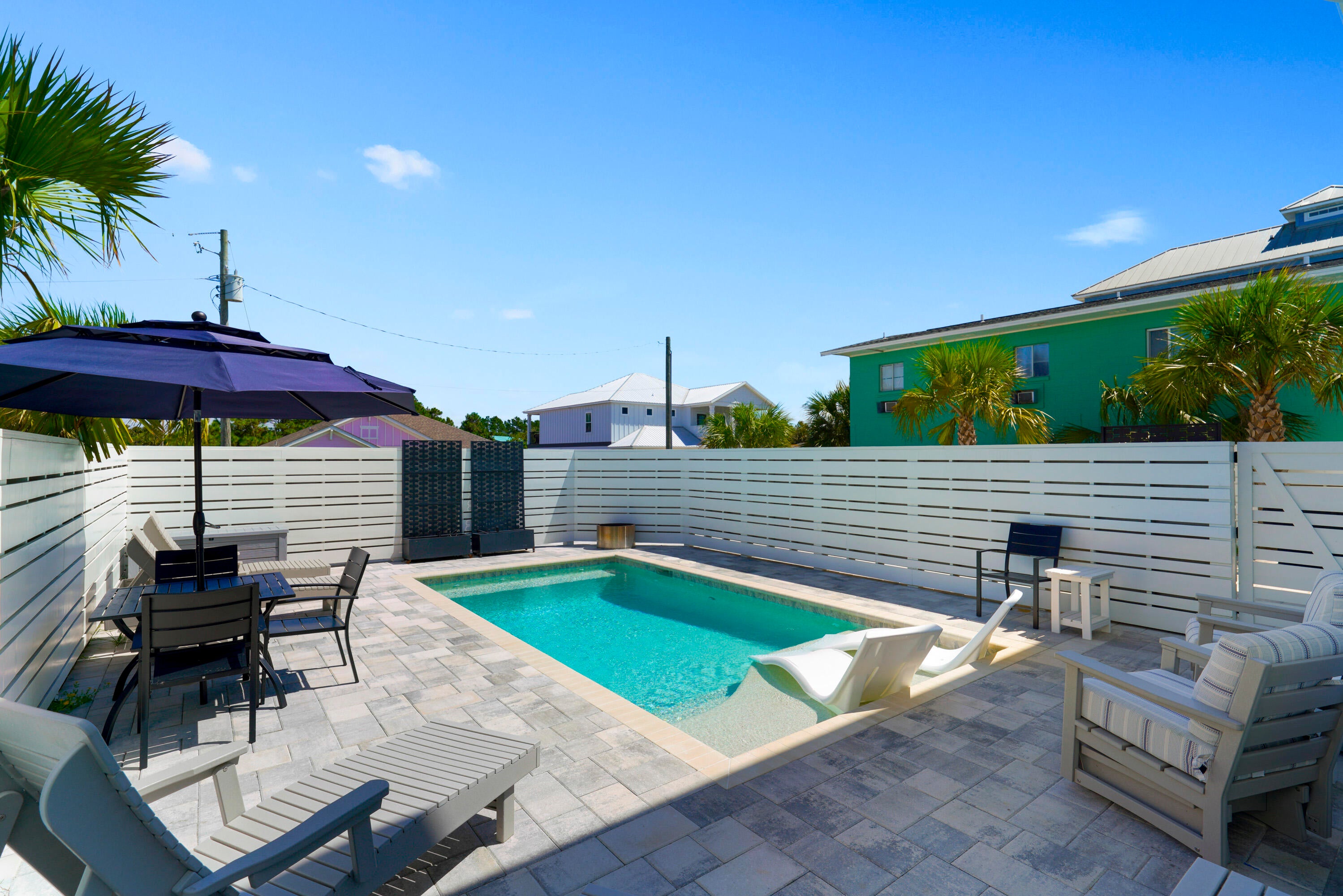 LULLWATER BEACH - Residential