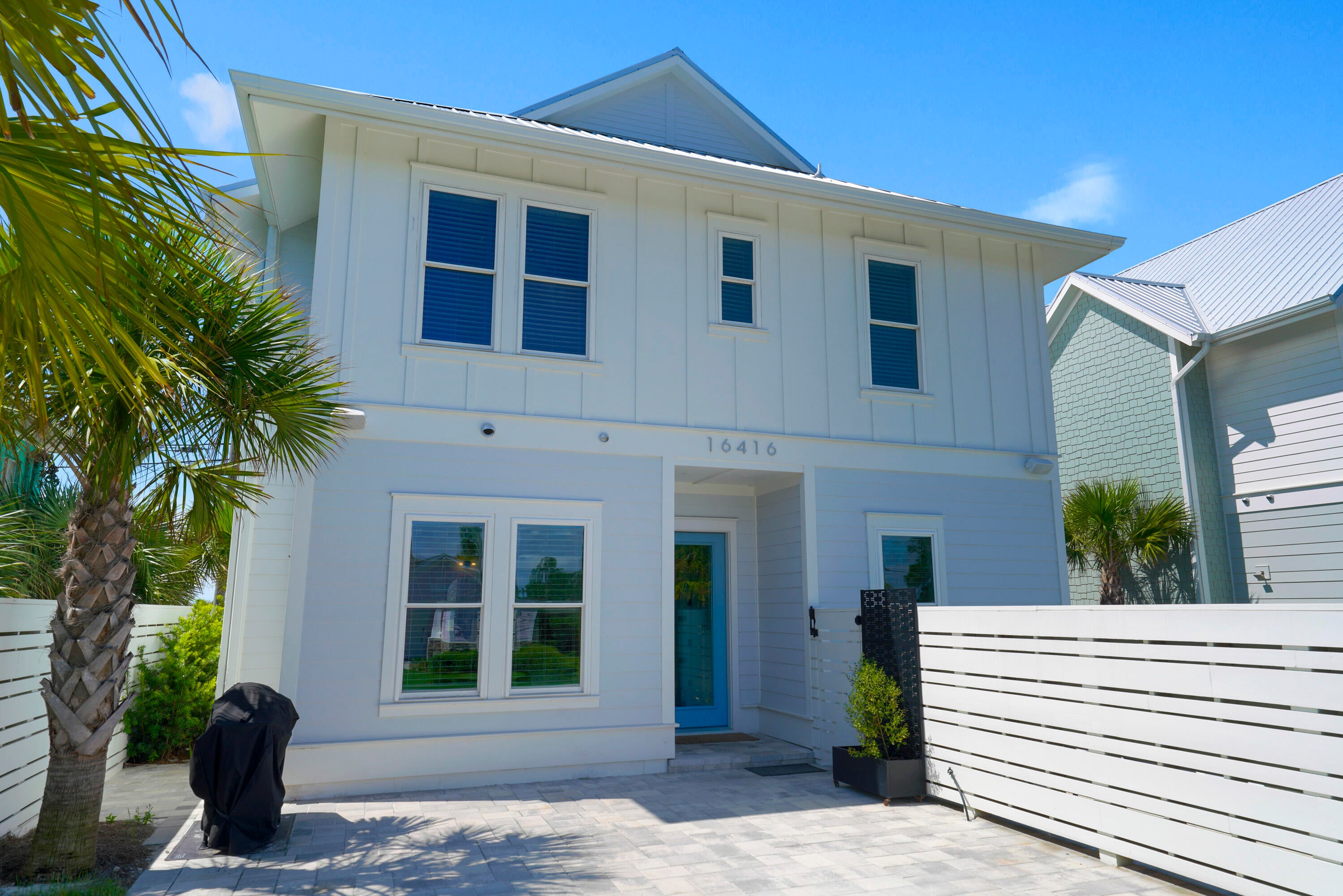 LULLWATER BEACH - Residential