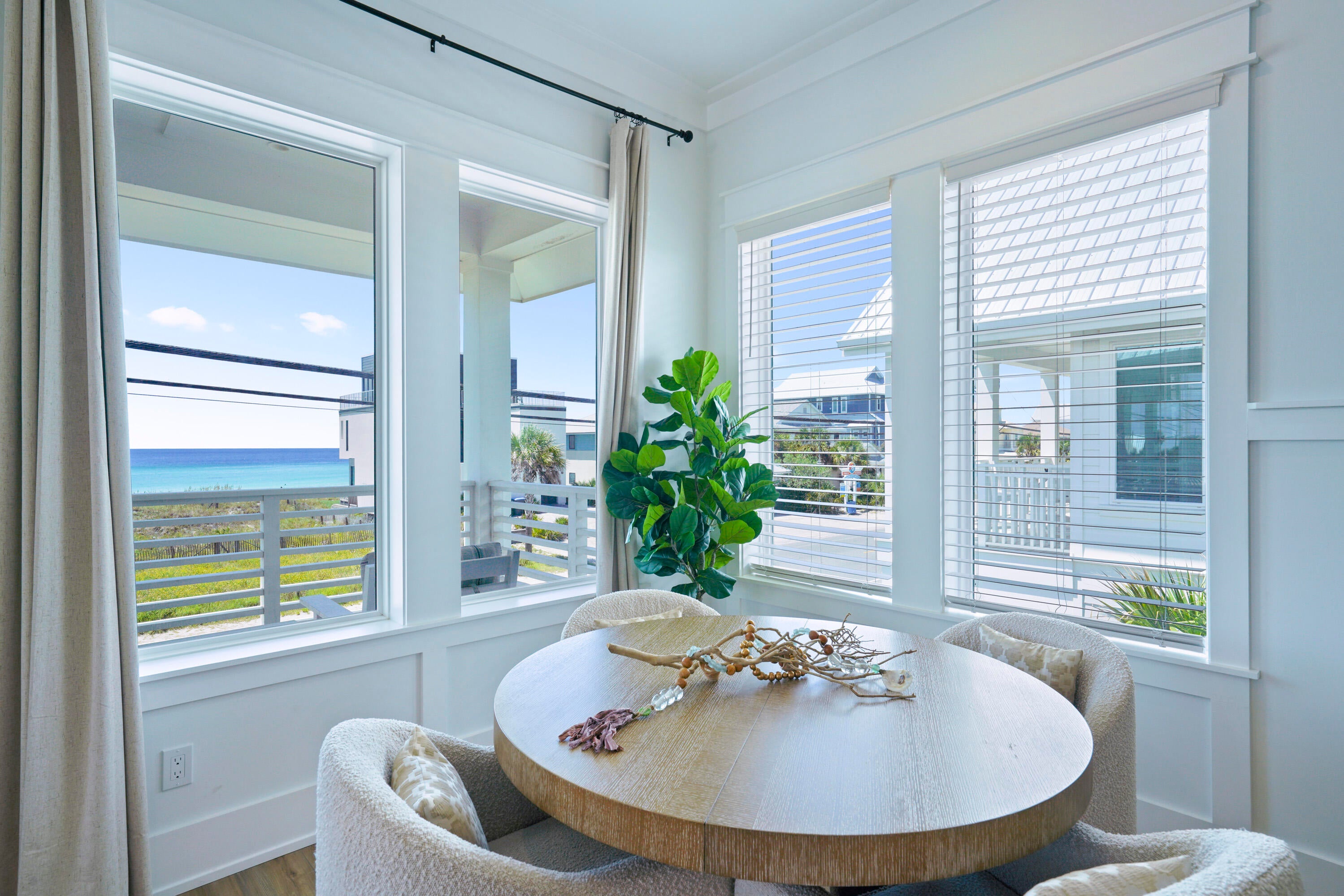 LULLWATER BEACH - Residential