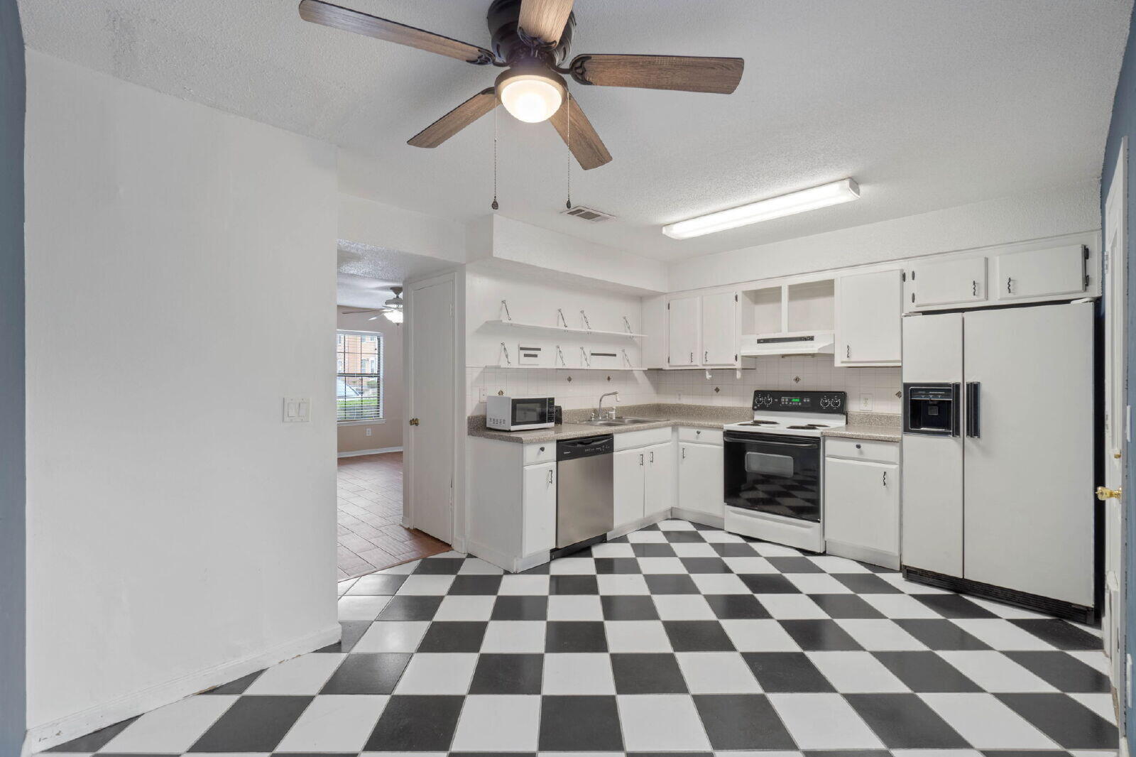 BROWNSVILLE STATION 2 - Residential
