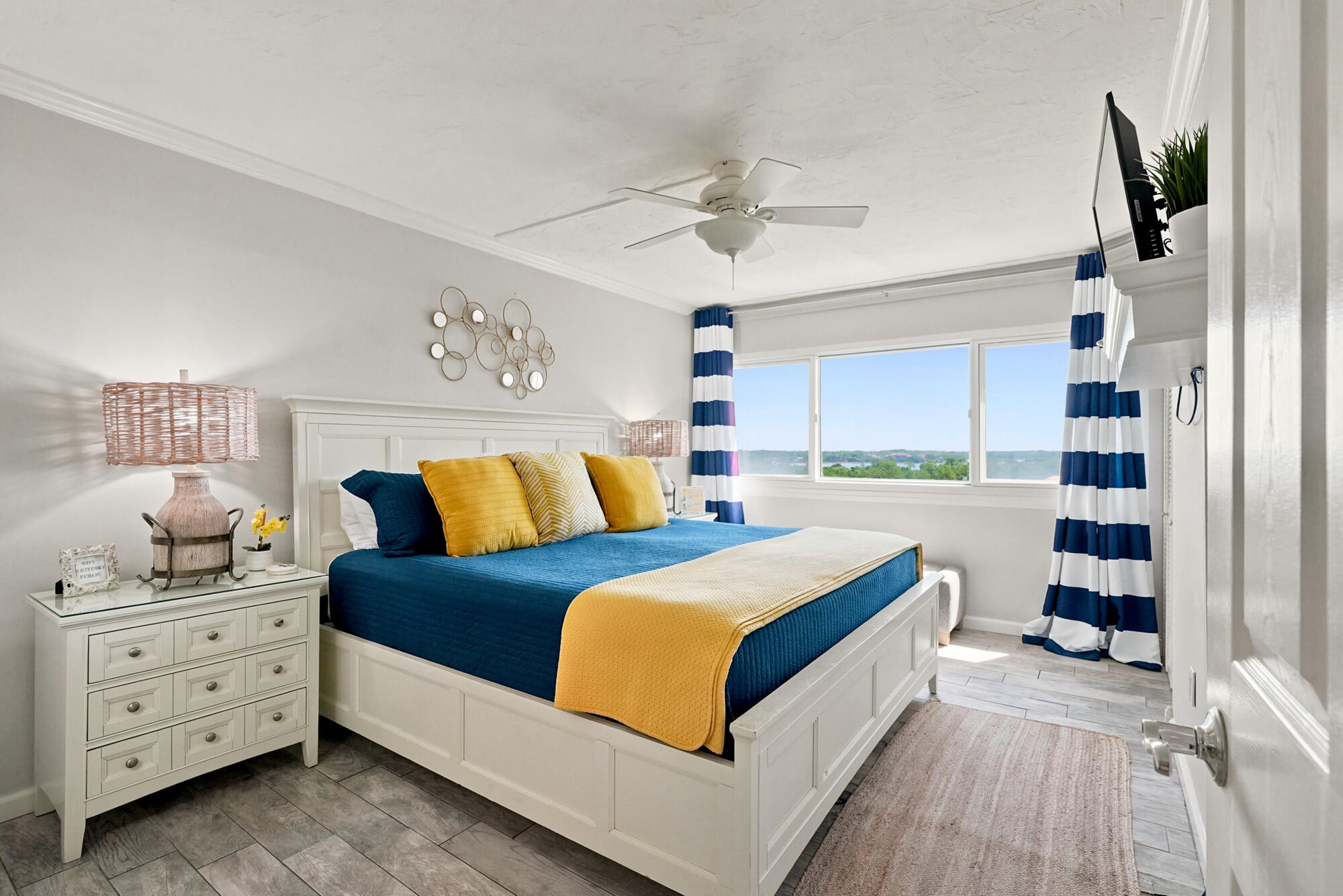 PINNACLE POINT - Residential