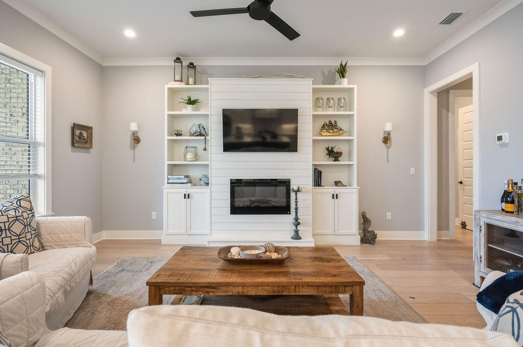 DEER MOSS CREEK - Residential