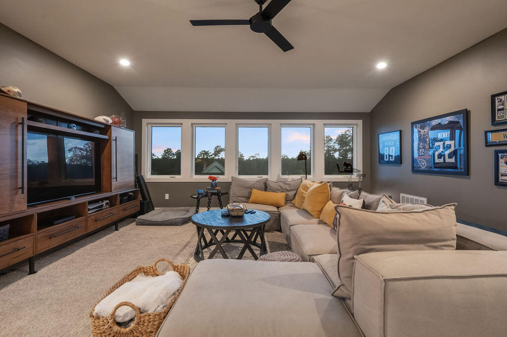 DEER MOSS CREEK - Residential