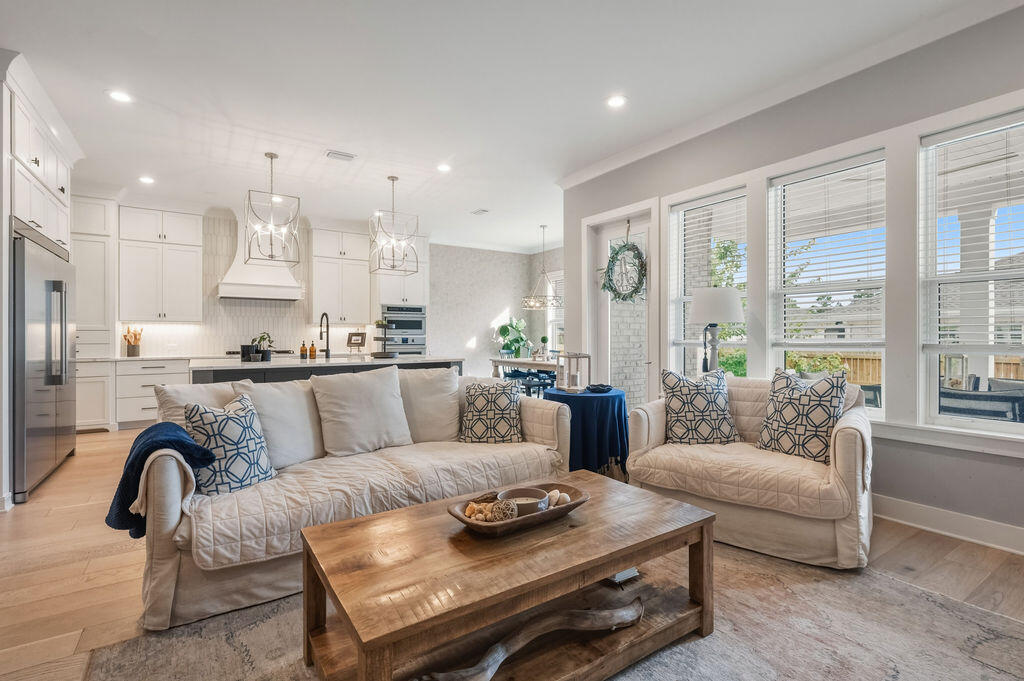 DEER MOSS CREEK - Residential