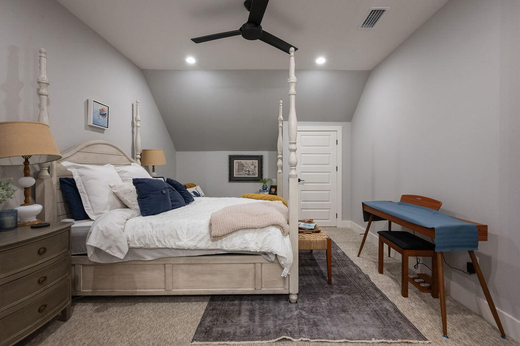 DEER MOSS CREEK - Residential