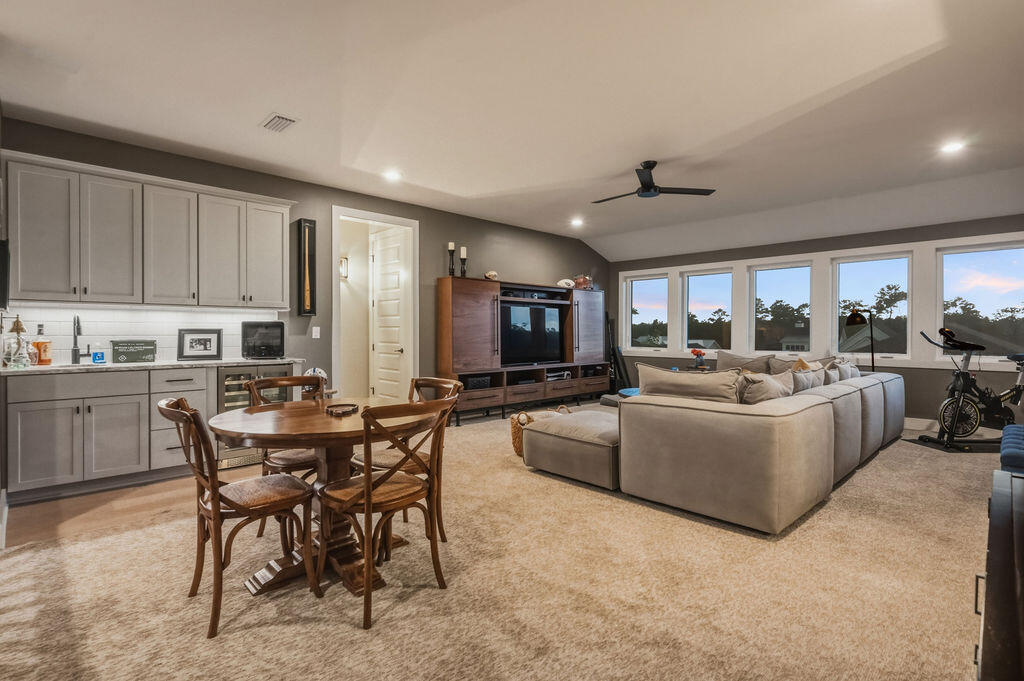 DEER MOSS CREEK - Residential