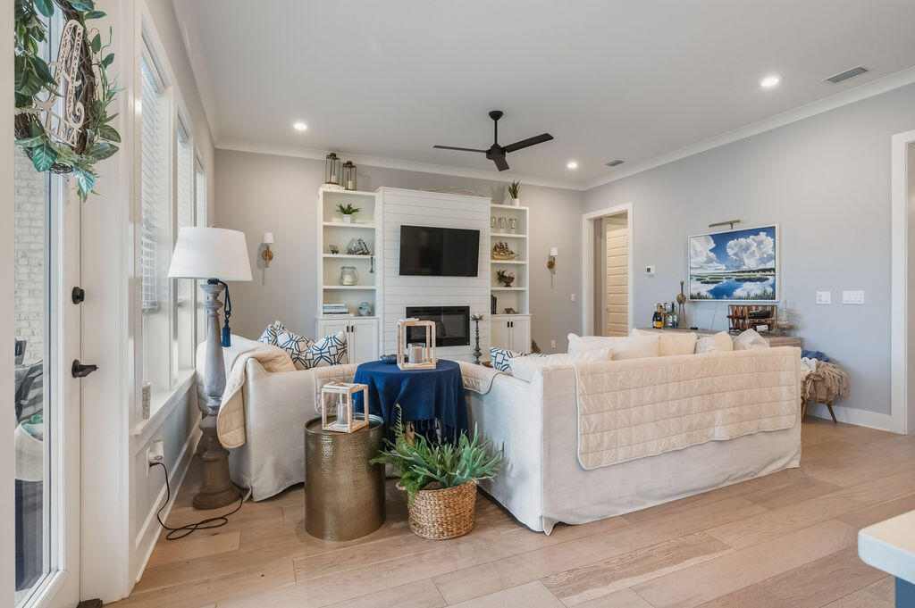 DEER MOSS CREEK - Residential