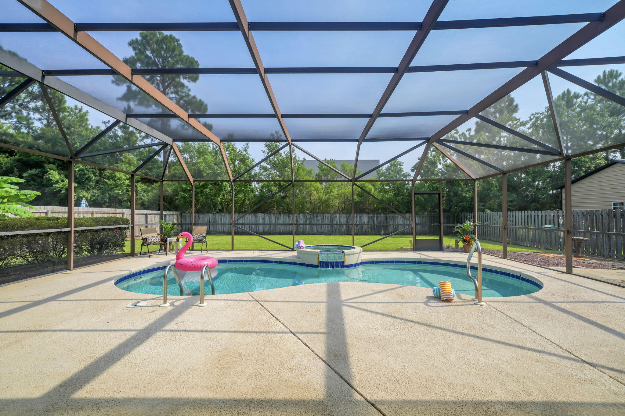 MALIBU GARDENS - Residential