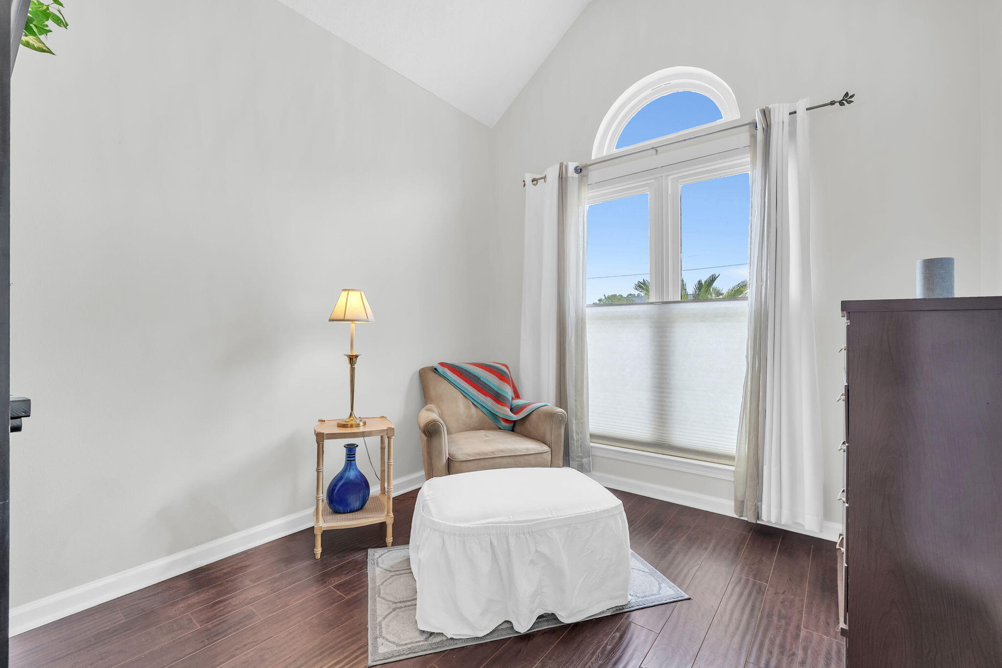 MALIBU GARDENS - Residential