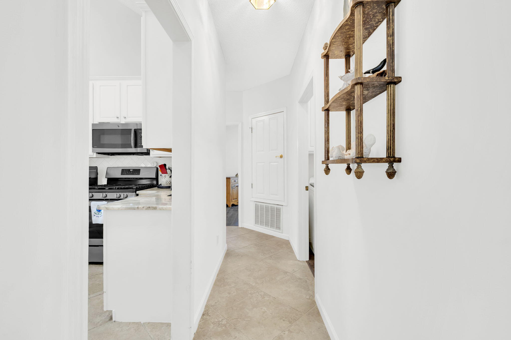 MALIBU GARDENS - Residential