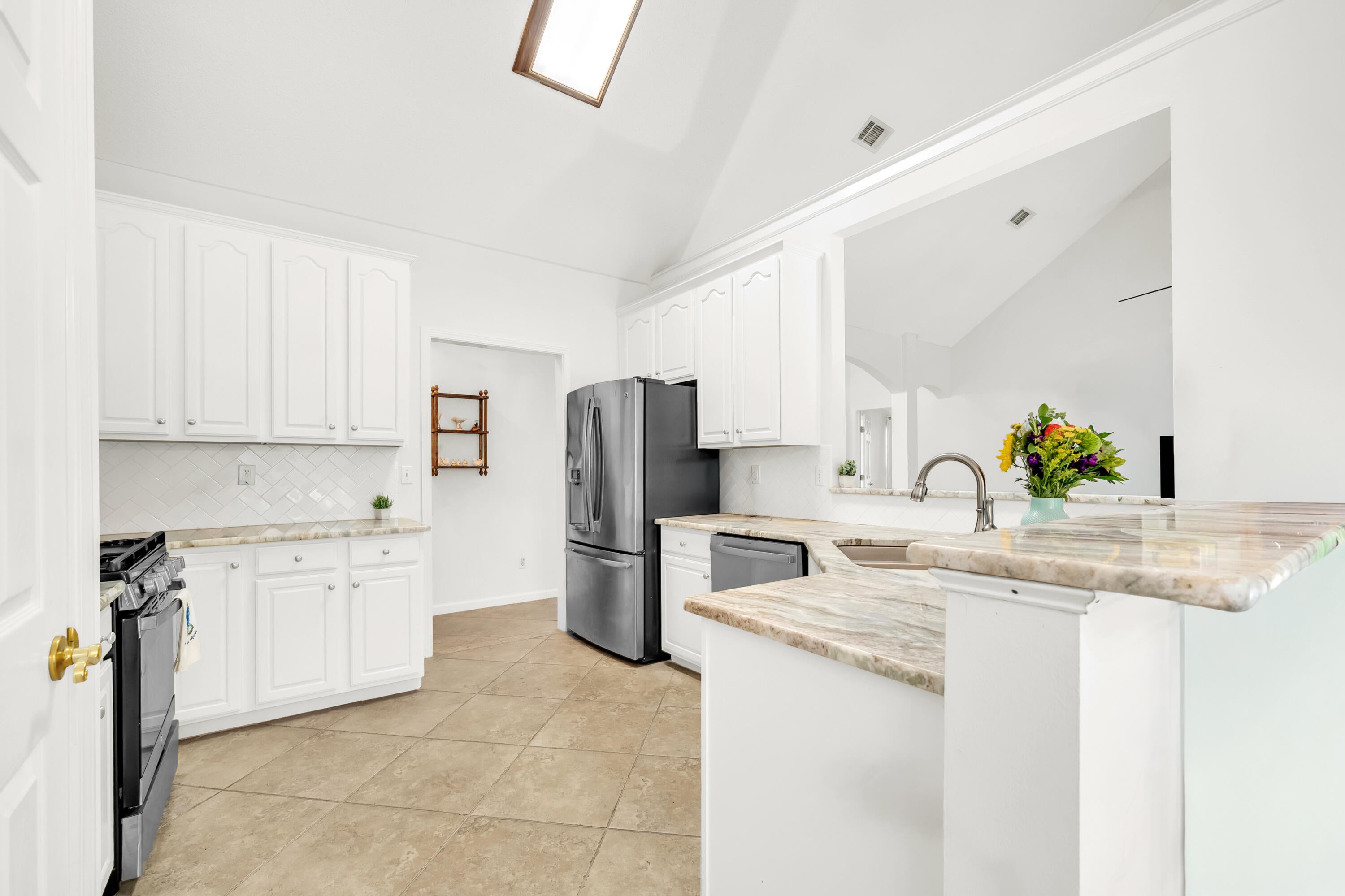 MALIBU GARDENS - Residential
