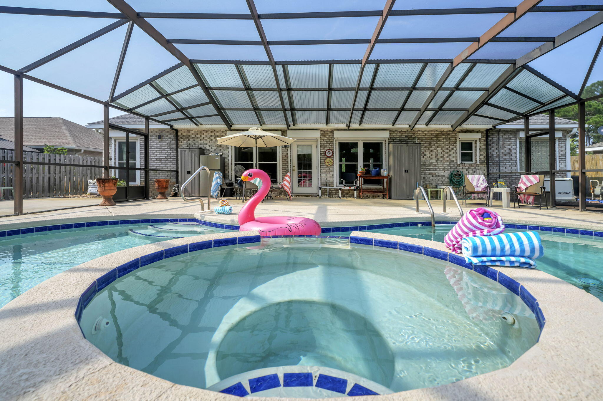 MALIBU GARDENS - Residential