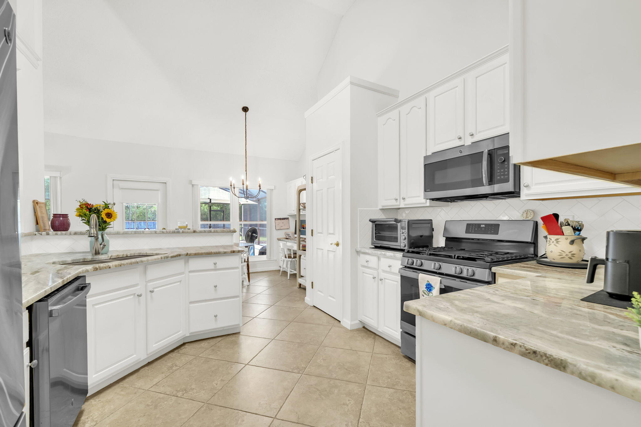 MALIBU GARDENS - Residential