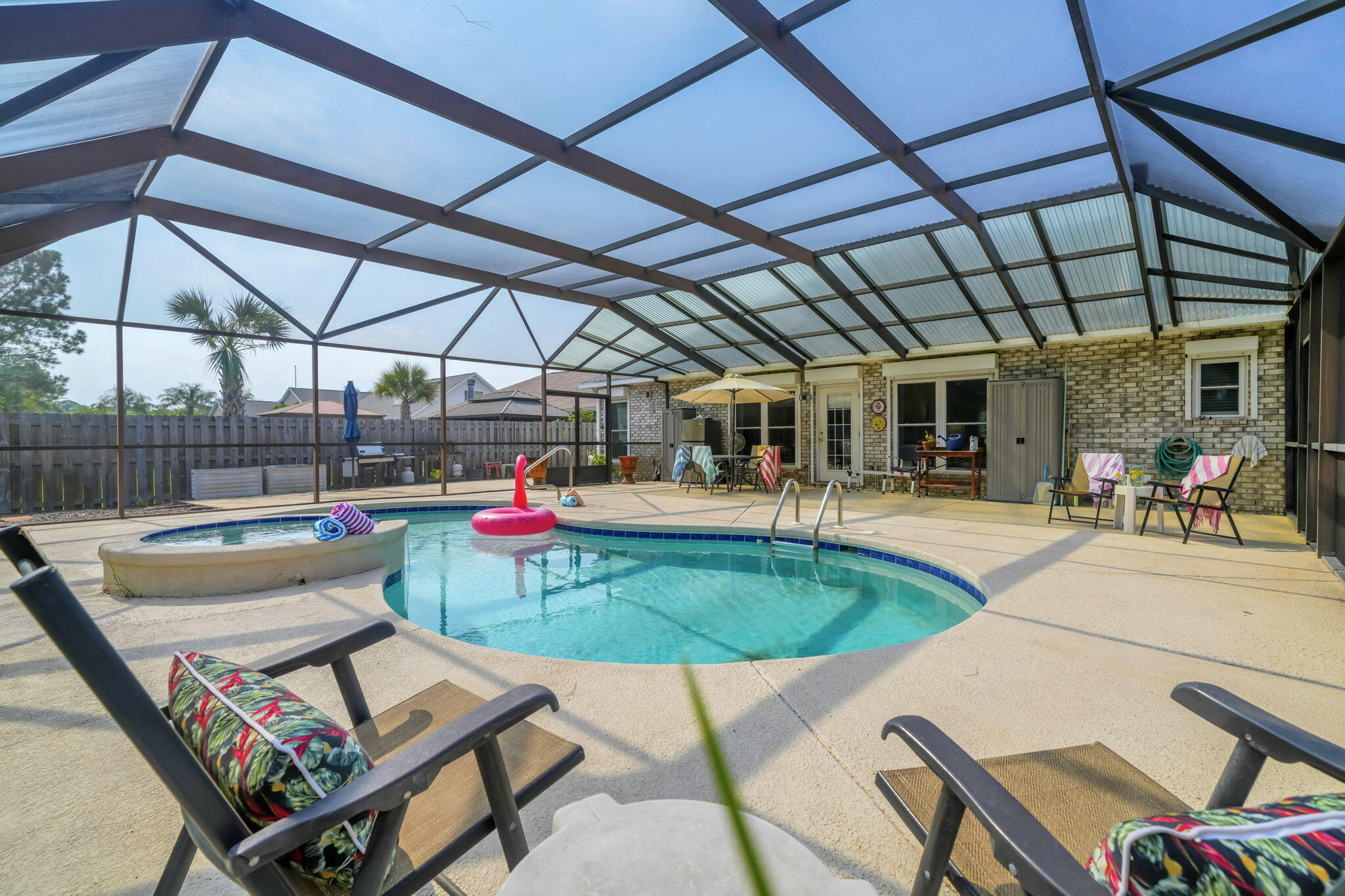 MALIBU GARDENS - Residential