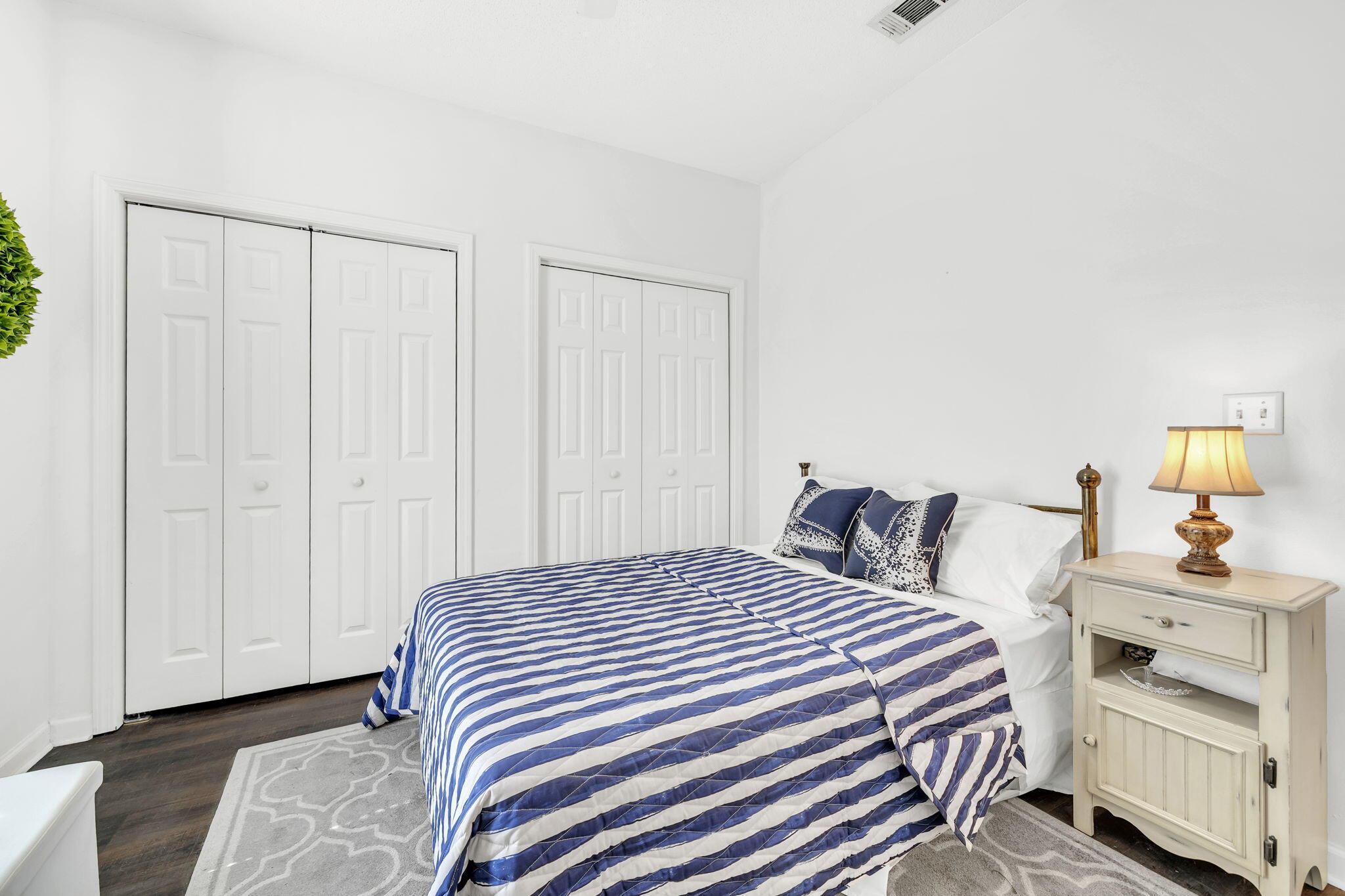 MALIBU GARDENS - Residential