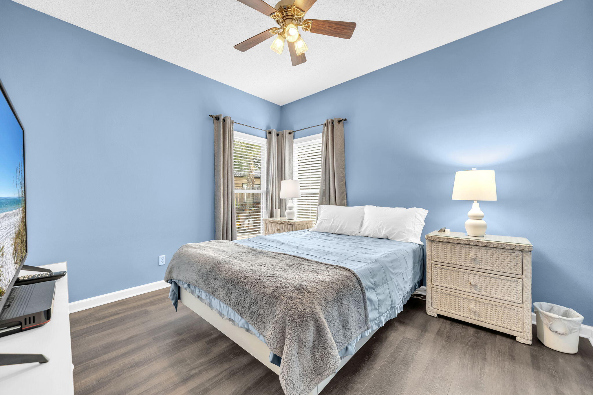 MALIBU GARDENS - Residential