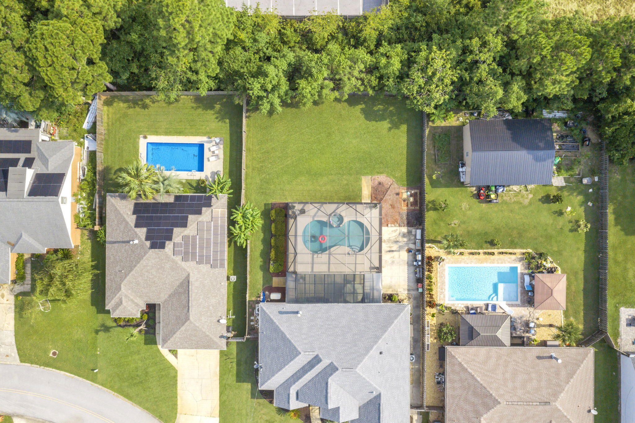 MALIBU GARDENS - Residential