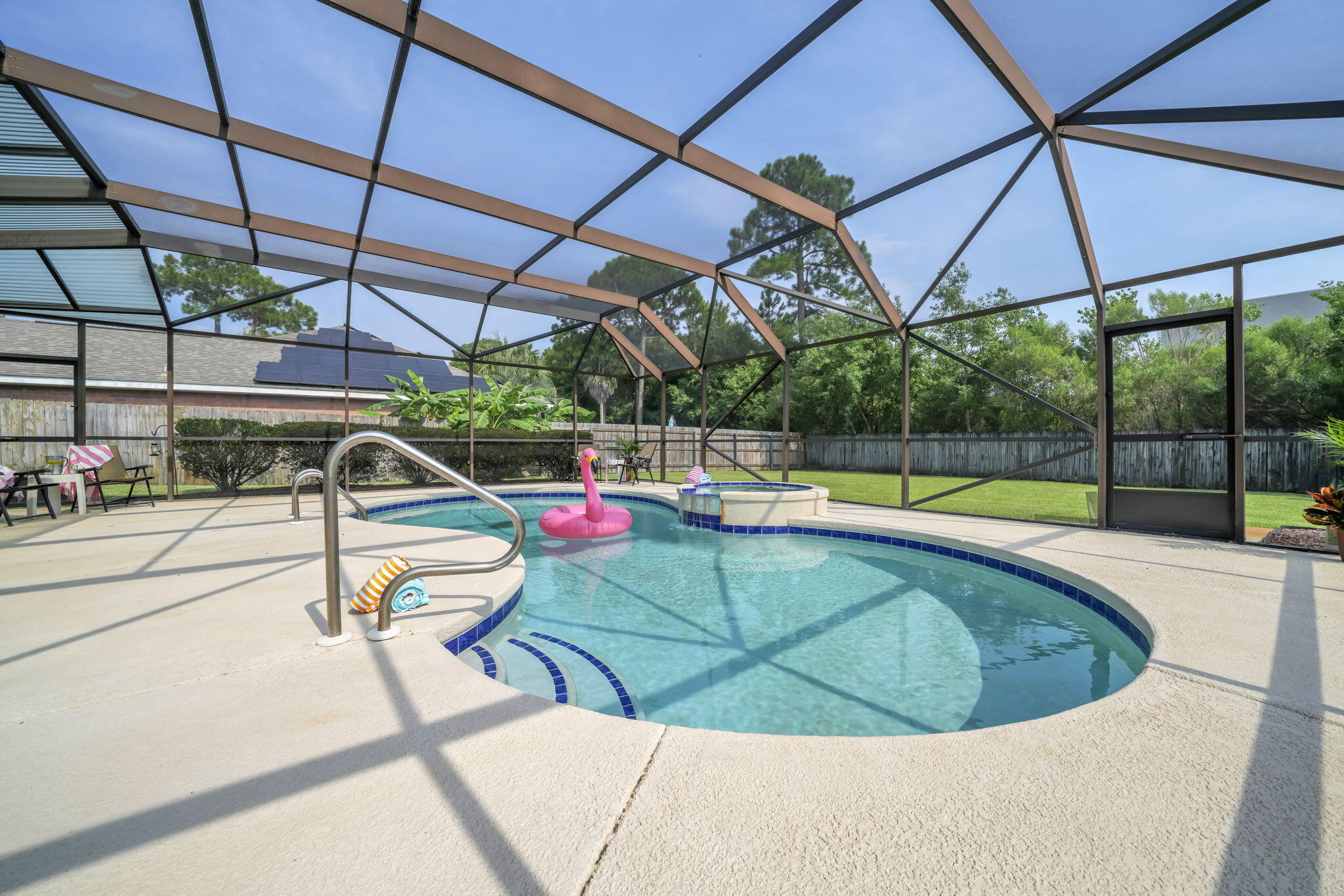 MALIBU GARDENS - Residential