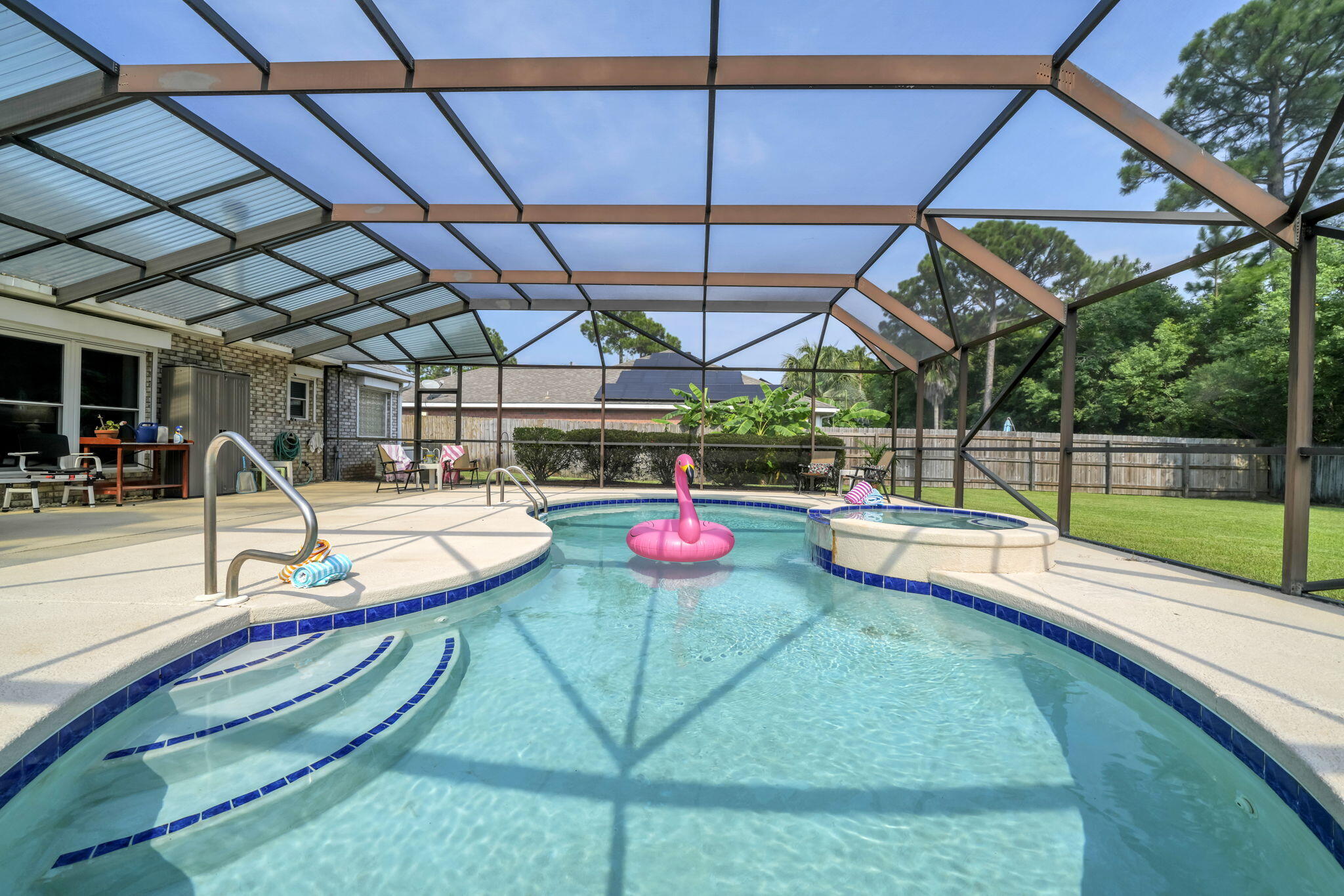 MALIBU GARDENS - Residential