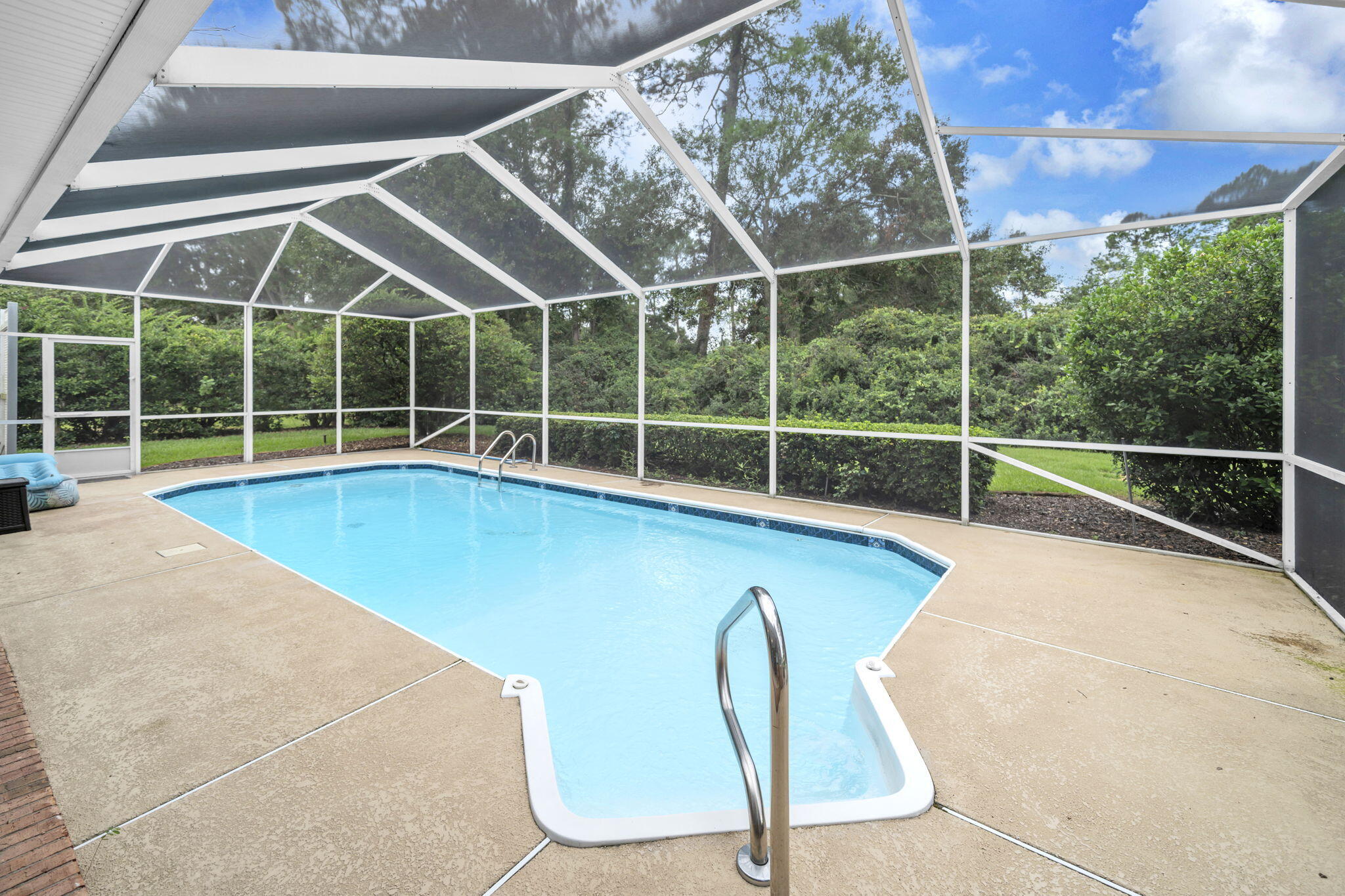 GLENLAKE PH 1 - Residential
