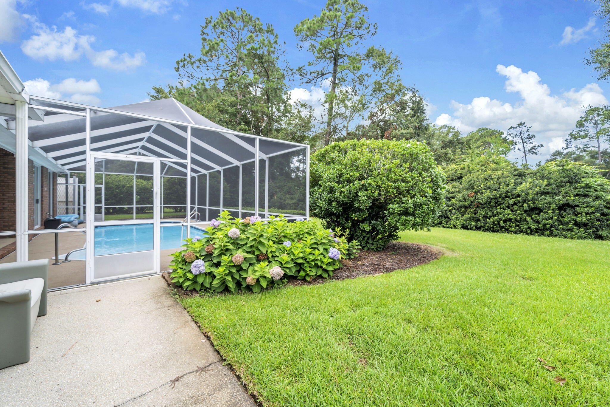 GLENLAKE PH 1 - Residential