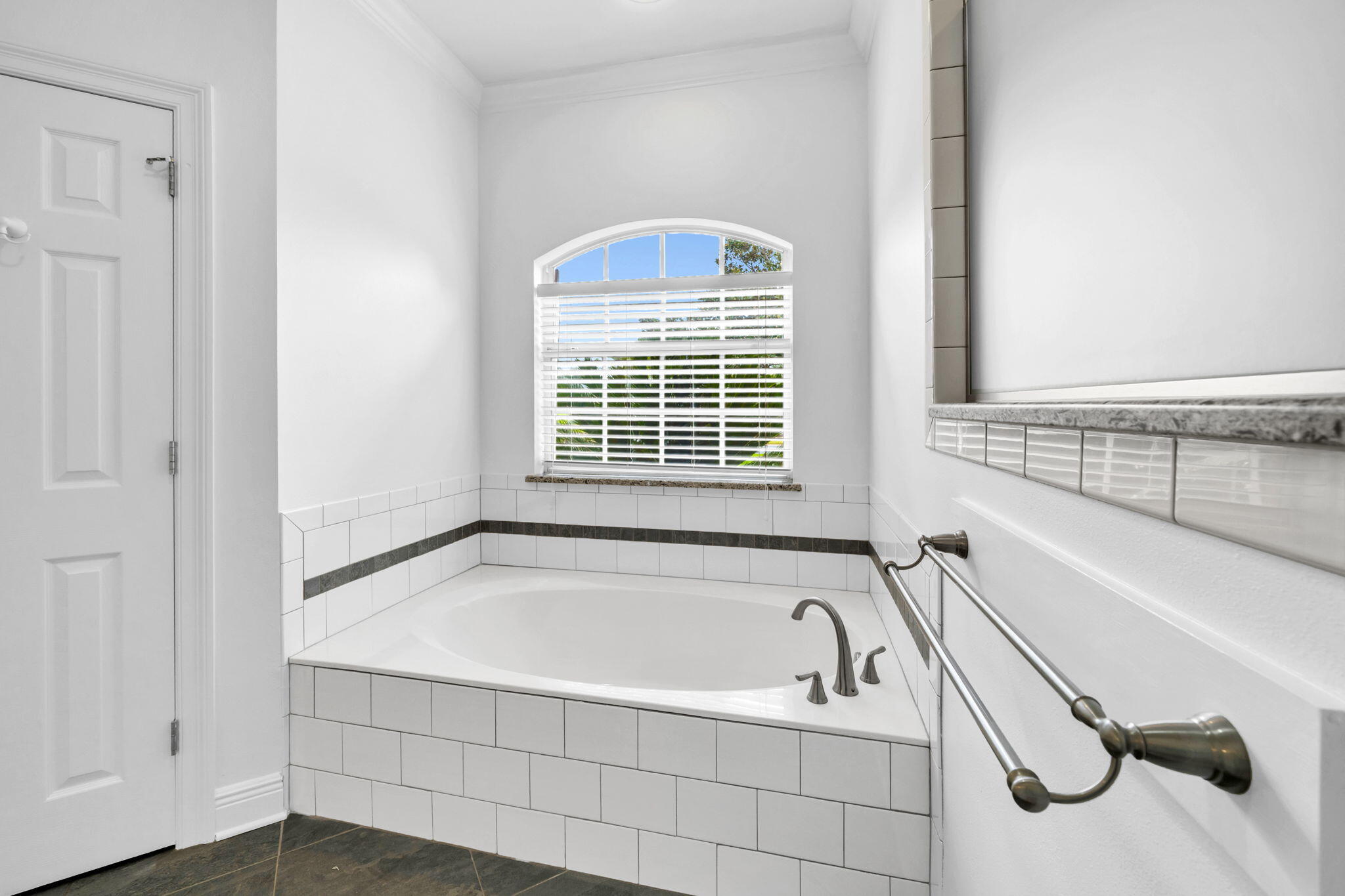 GLENLAKE PH 1 - Residential
