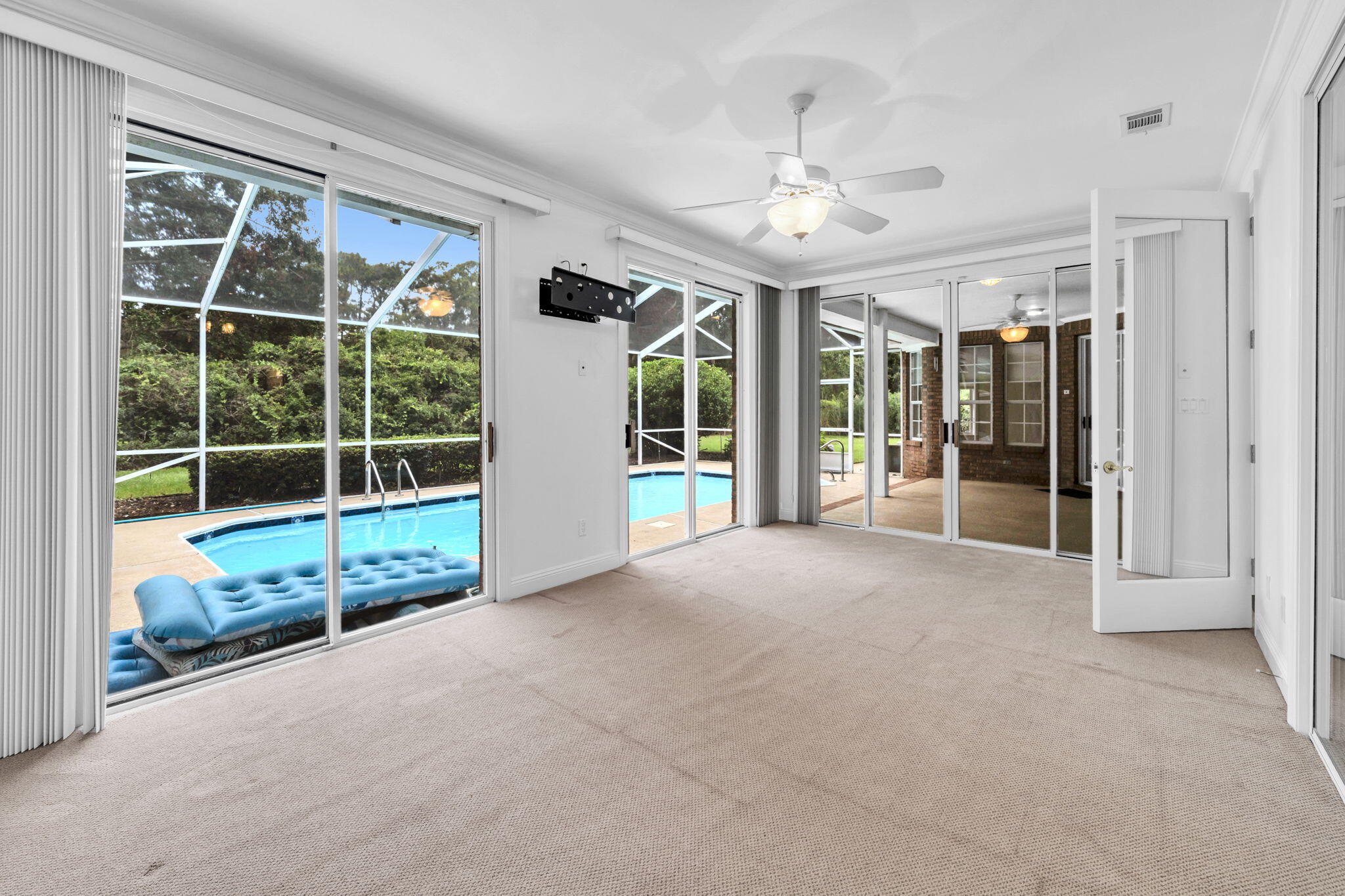 GLENLAKE PH 1 - Residential