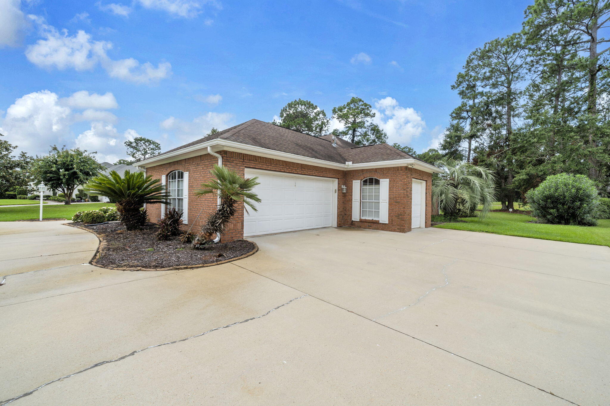 GLENLAKE PH 1 - Residential