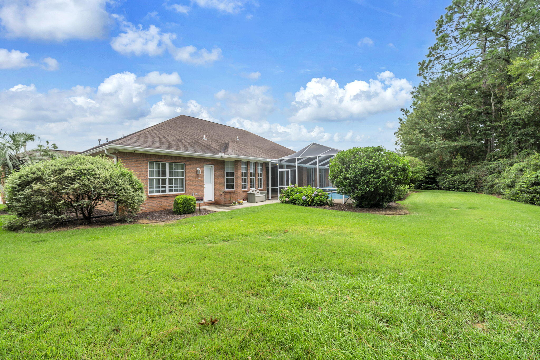 GLENLAKE PH 1 - Residential