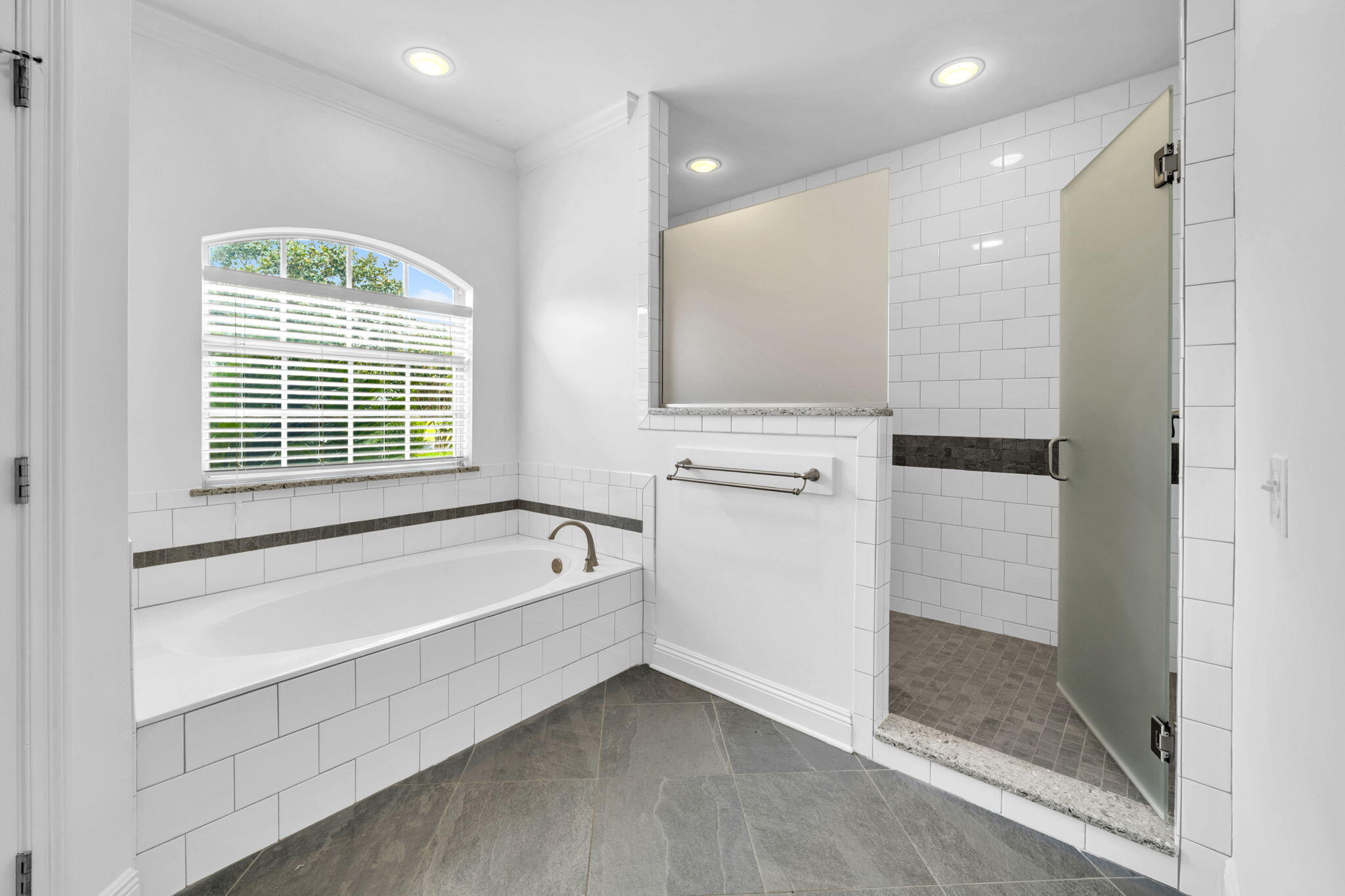 GLENLAKE PH 1 - Residential
