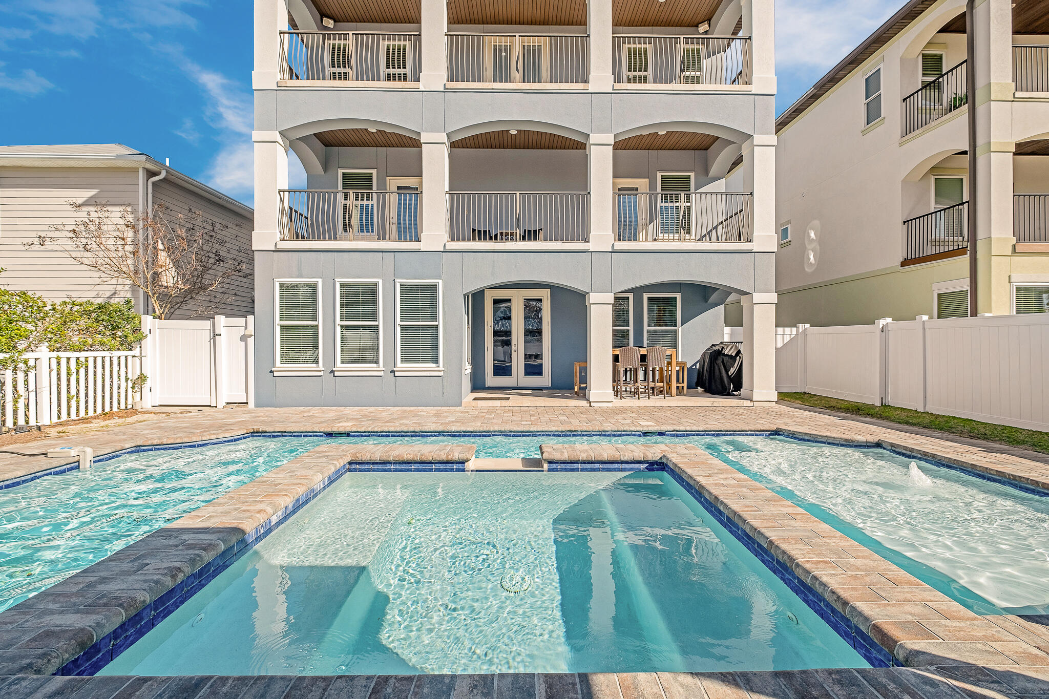 CRYSTAL BEACH - Residential