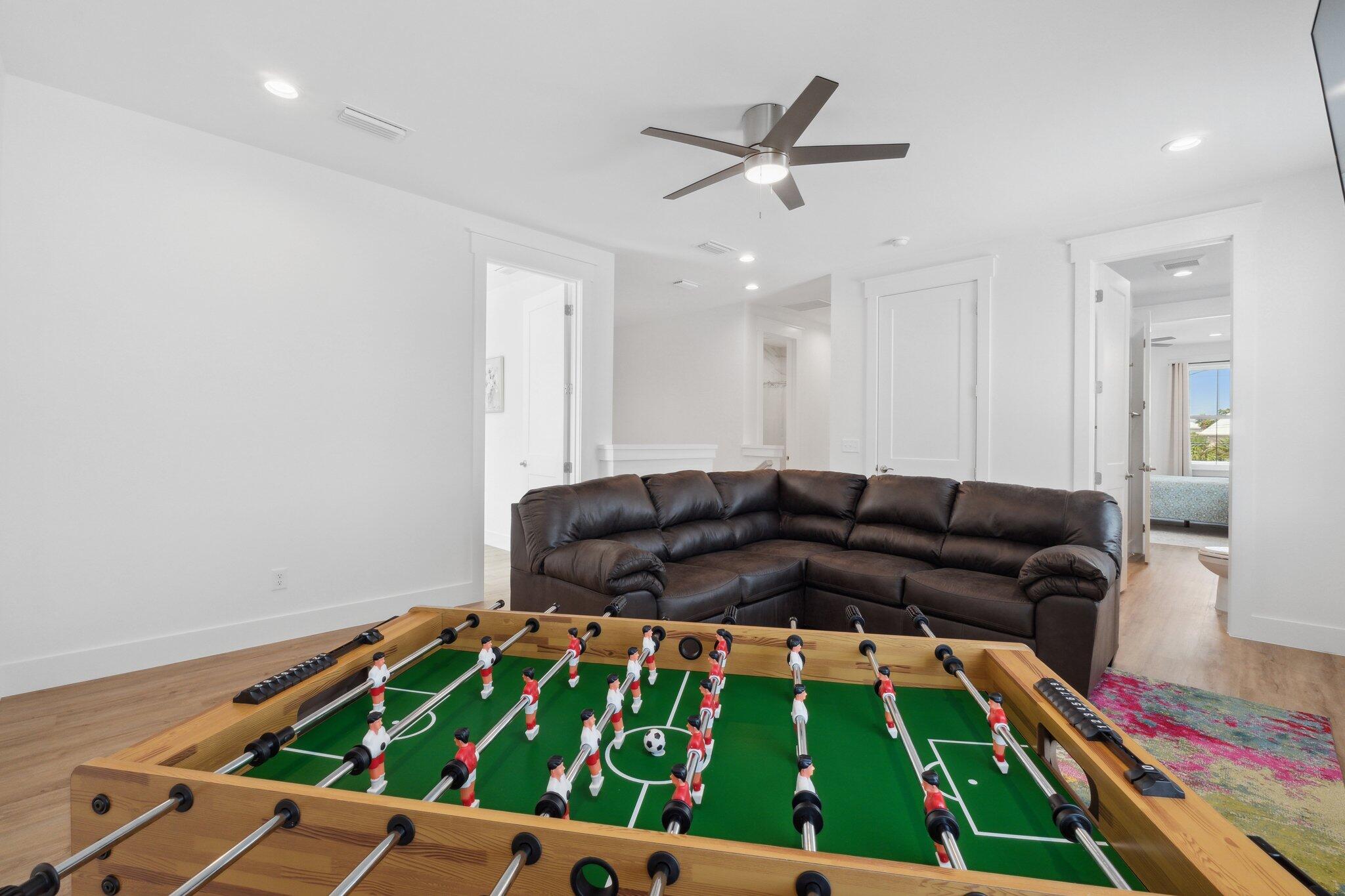 HOLIDAY BEACH UNIT 14 - Residential