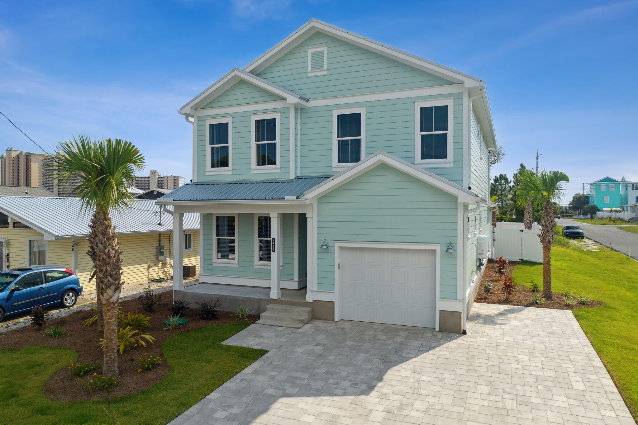 HOLIDAY BEACH UNIT 14 - Residential