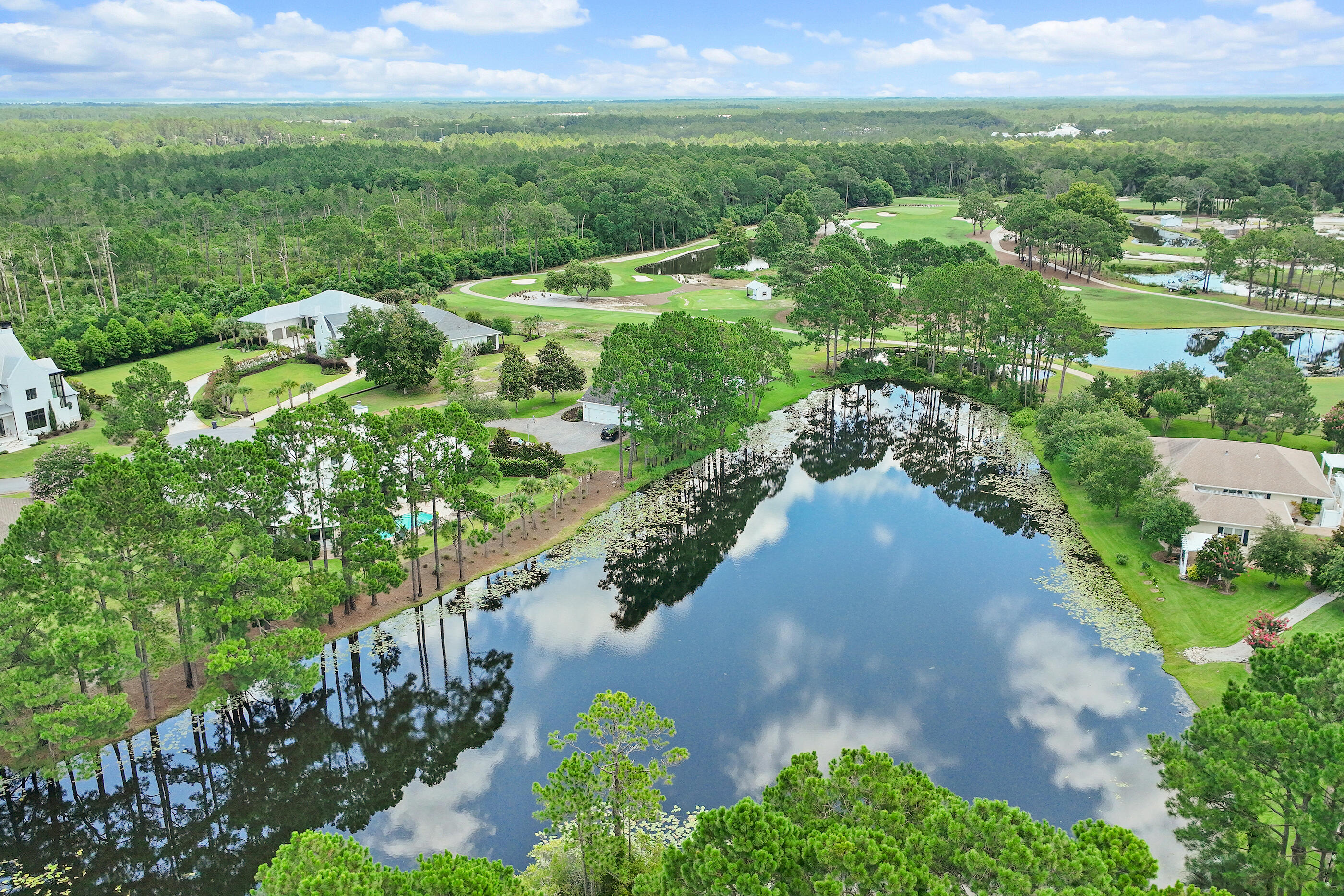 COUNTRY CLUB HILLS - Residential