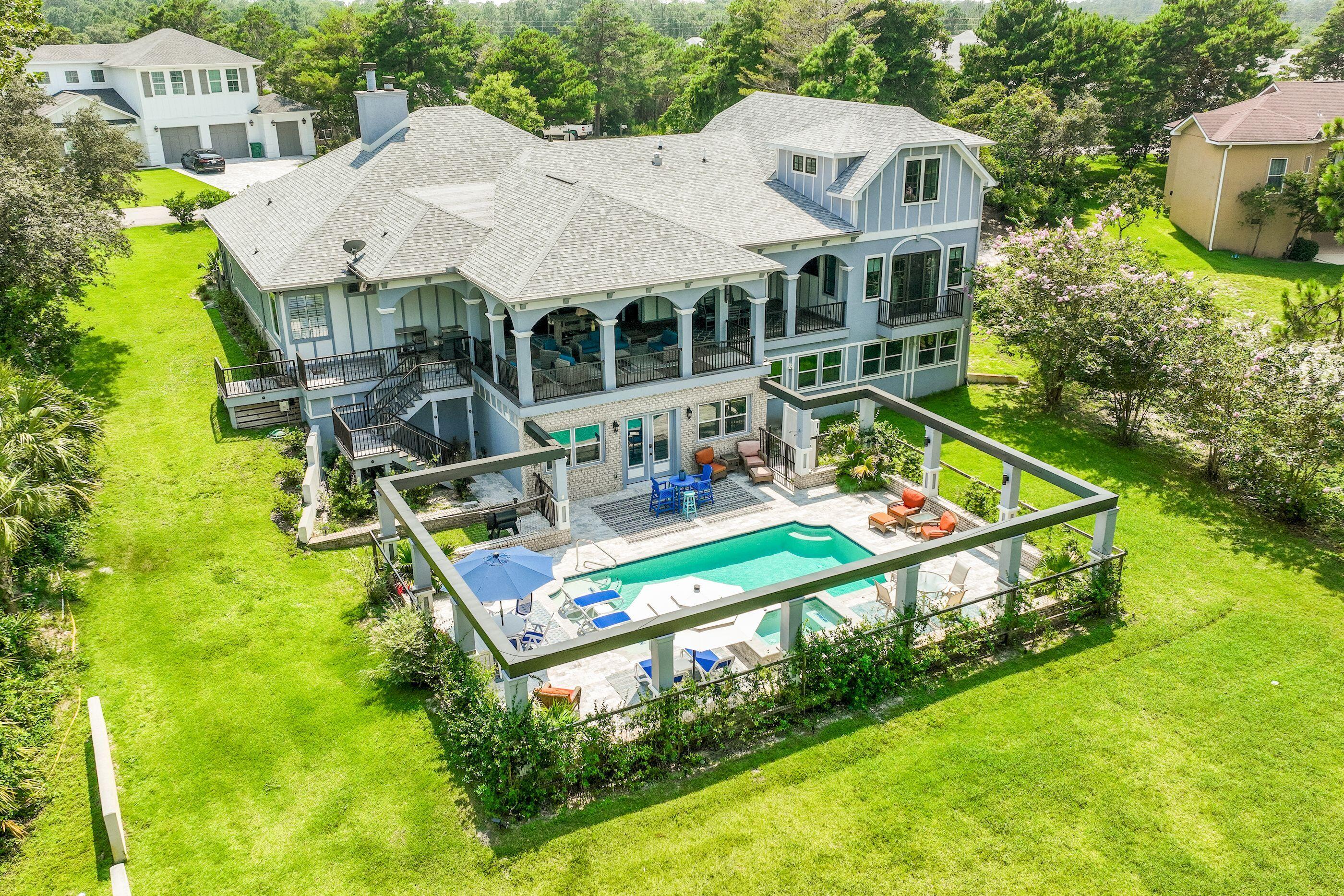 COUNTRY CLUB HILLS - Residential