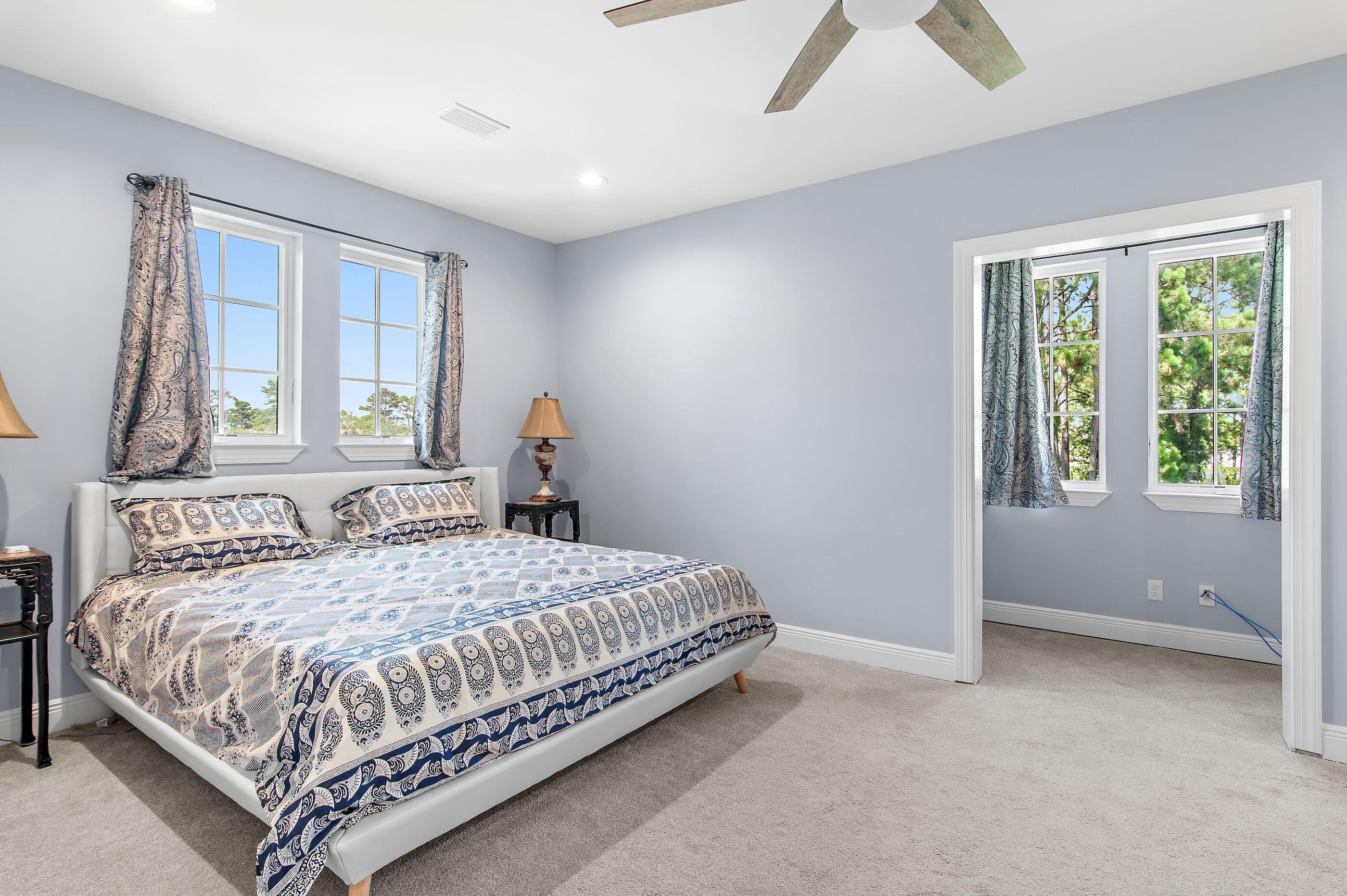 COUNTRY CLUB HILLS - Residential