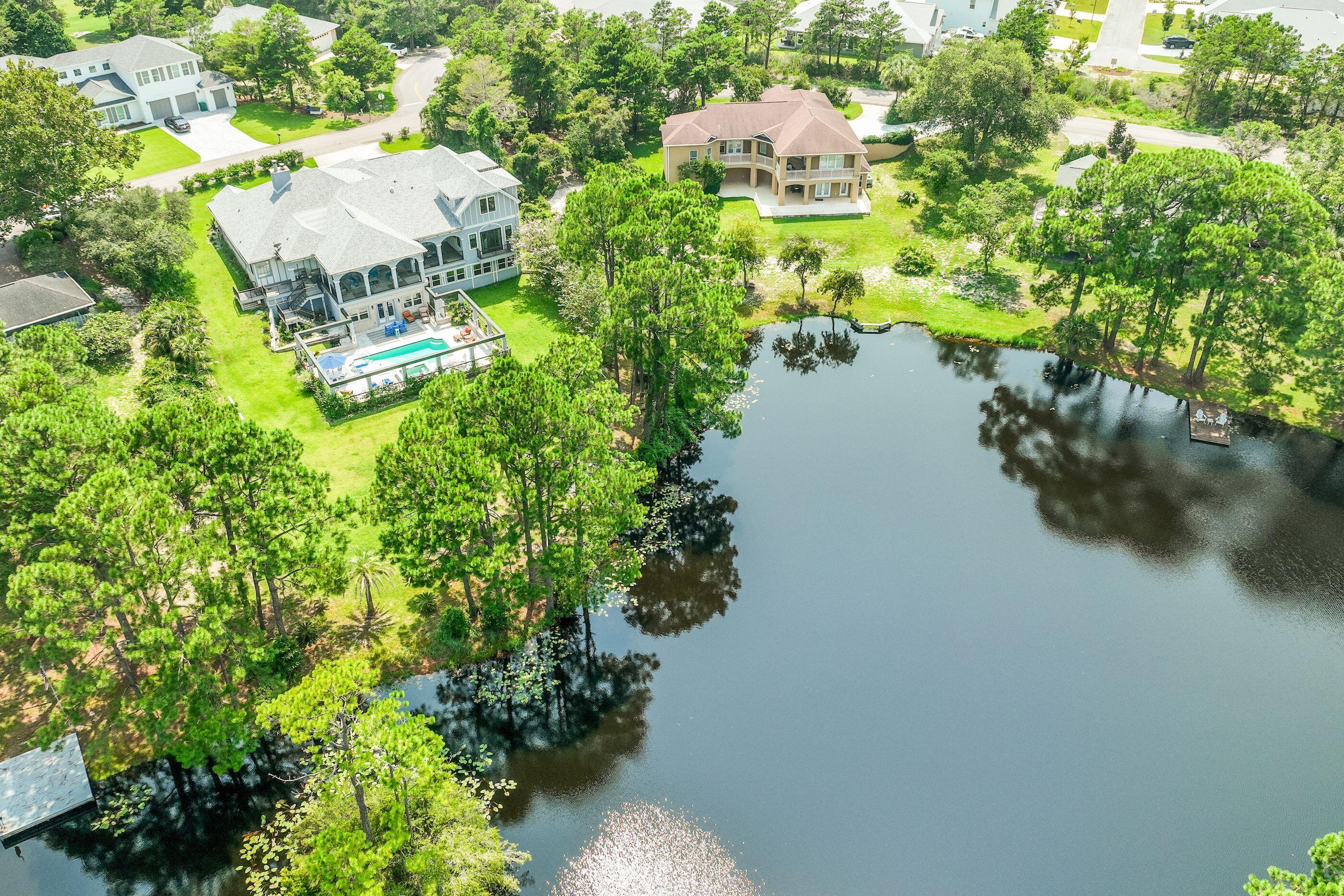 COUNTRY CLUB HILLS - Residential