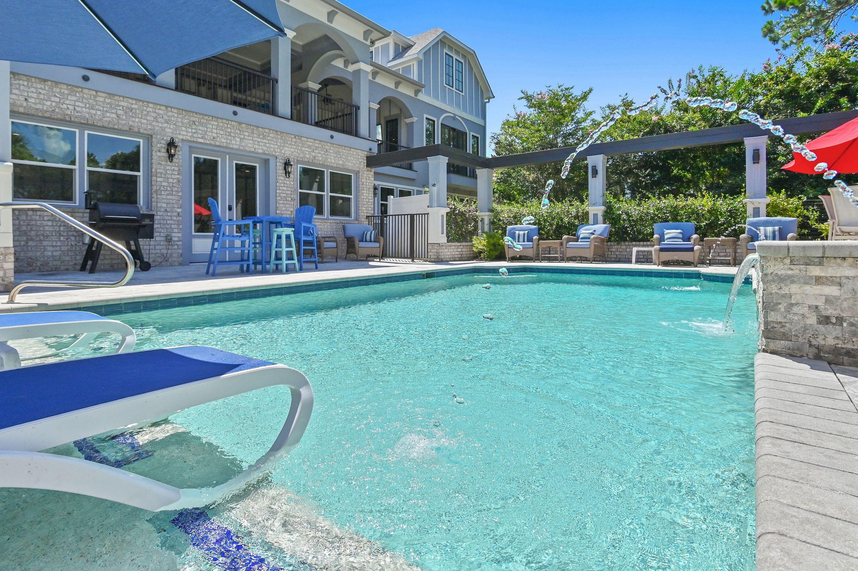 COUNTRY CLUB HILLS - Residential