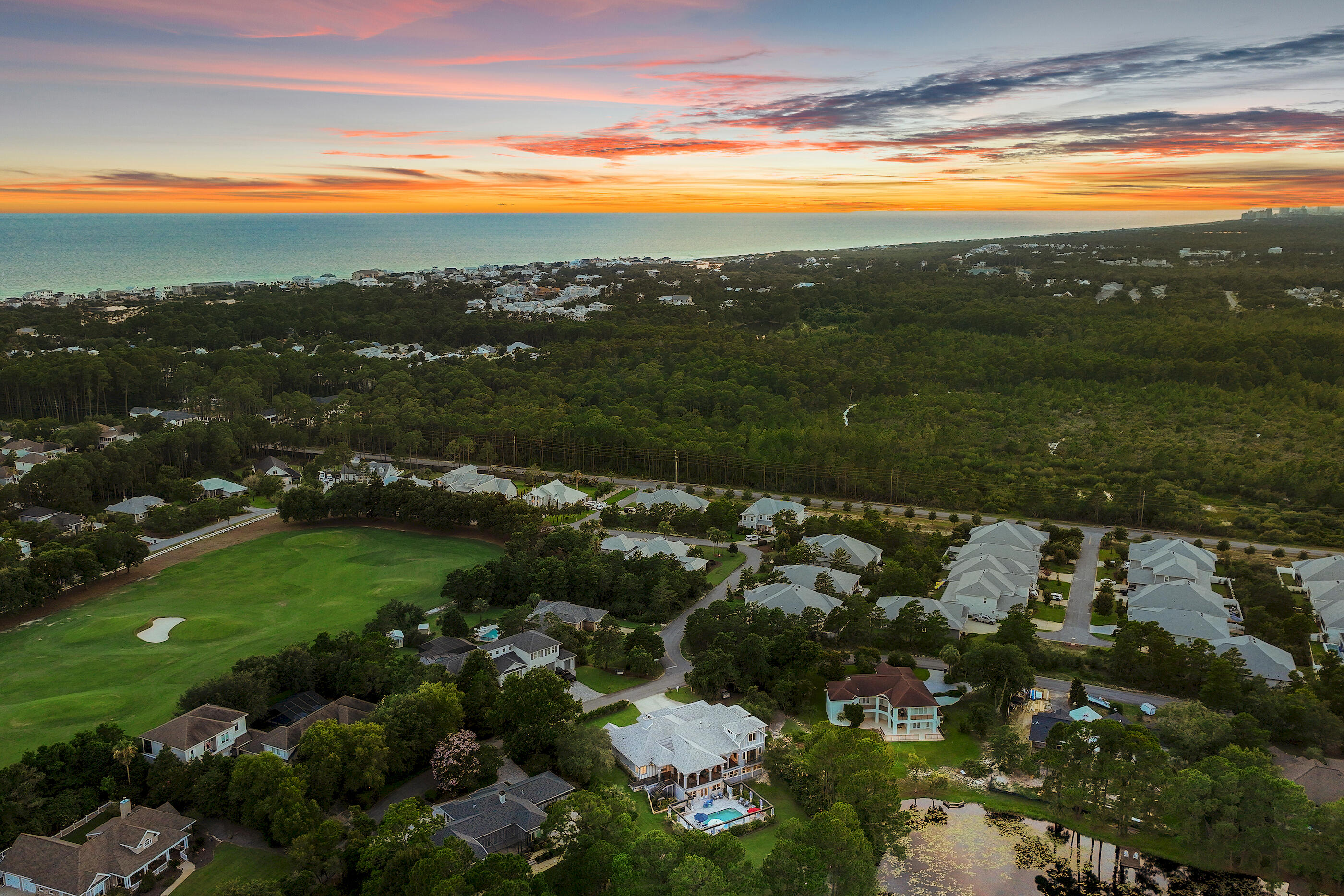 COUNTRY CLUB HILLS - Residential