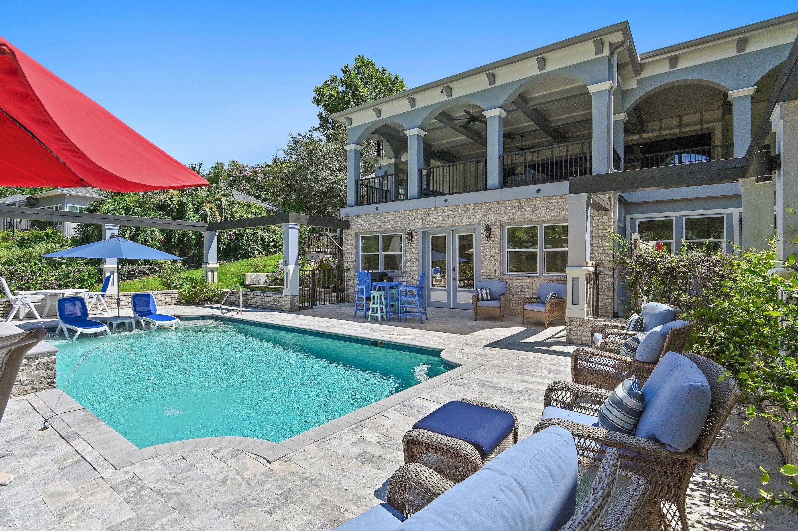COUNTRY CLUB HILLS - Residential