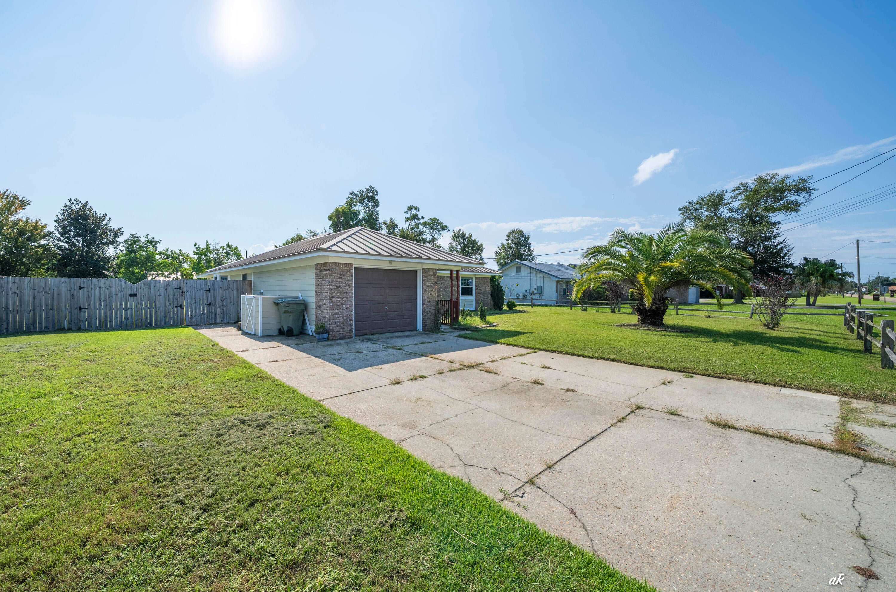 NO RECORDED SUBDIVISION - Residential